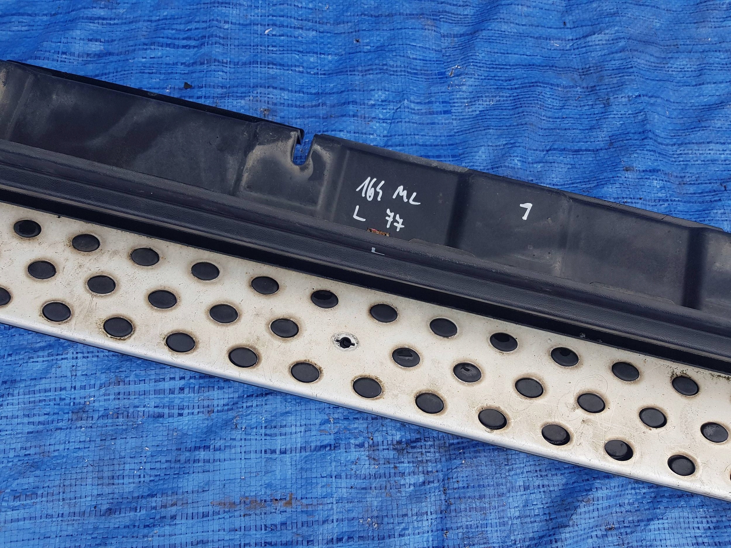 left threshold MERCEDES ML W164 cap moulding STOPIEN