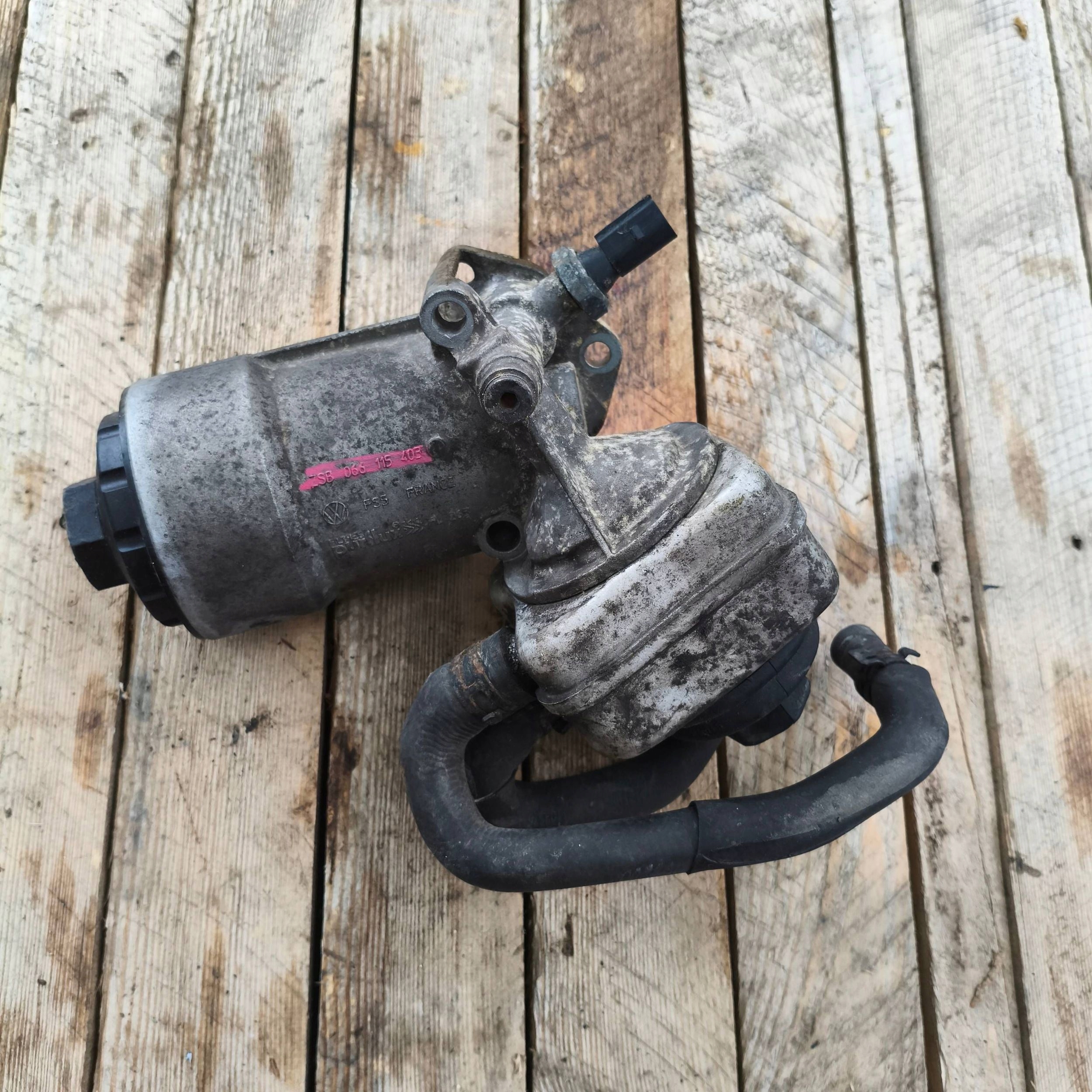 oil filter holder VW Sharan 2004 2.8 VR6 AYL