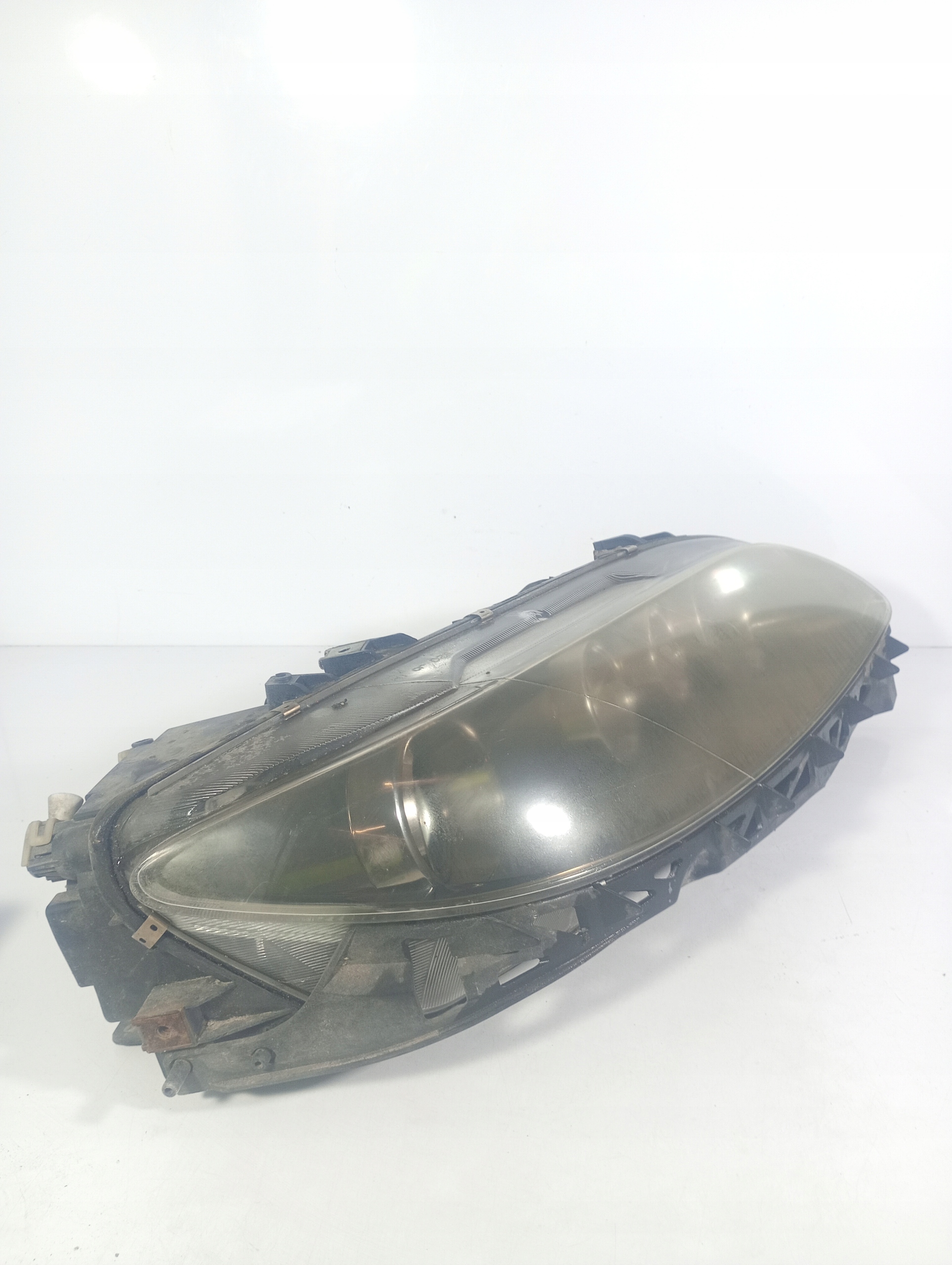 MAZDA 2 II 03-06 REFLEKTOR right front front light right OE 014003907R