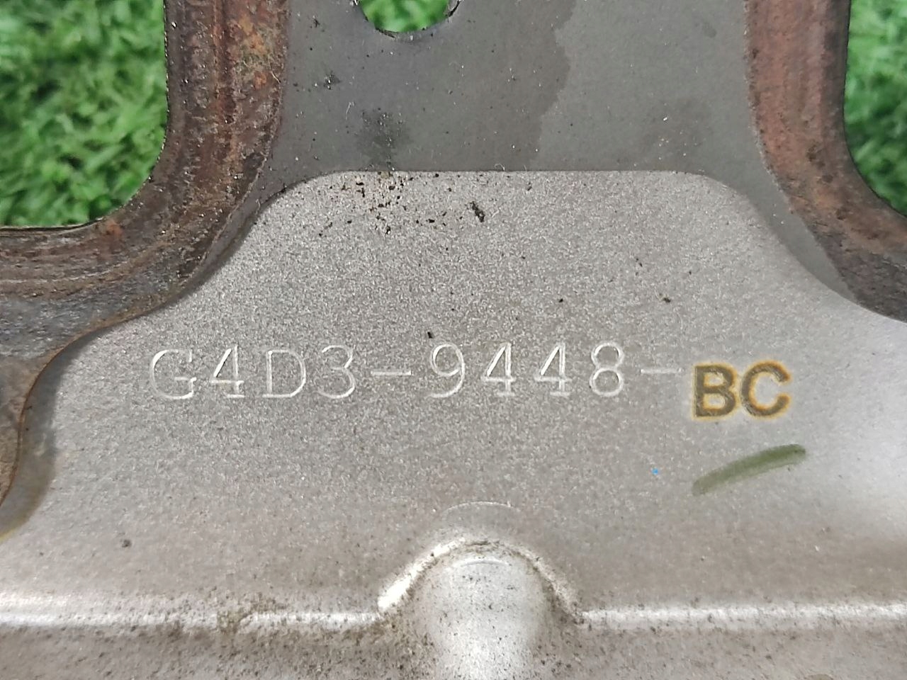 USZCZELKA KOLEKTORA WYDECHOWEGO L462 G4D3-9448-BC Producent części Land Rover OE