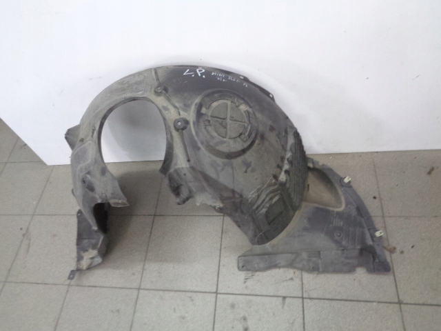 MINI oe 7387865 подкрылки крыла перед P