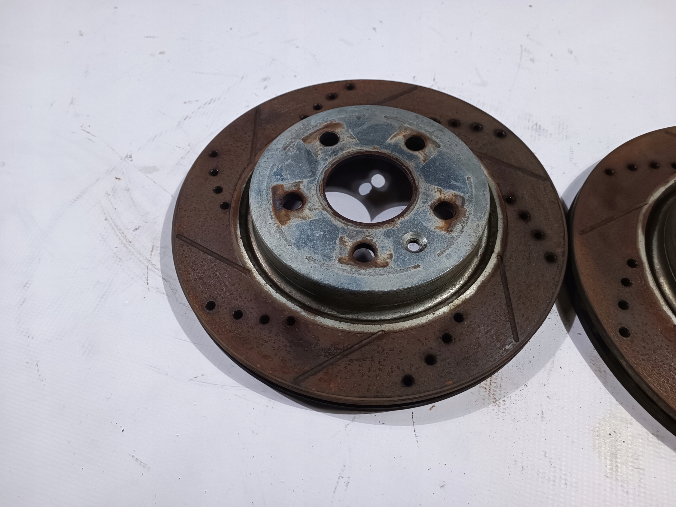 discs brake rear part rear. komplet Chevrolet Camaro 2.0 3.6 2016