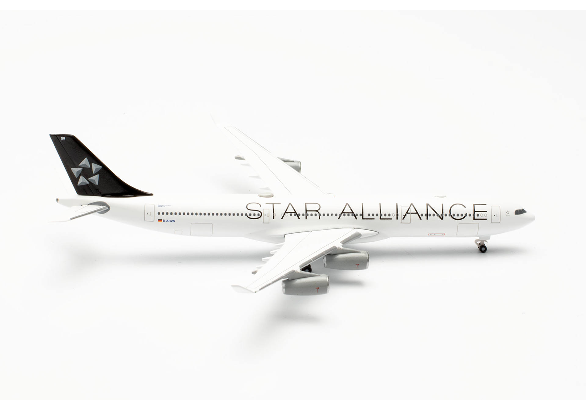 Model letadla Airbus A340-300 Lufthansa Star Alliance 1:500 Herpa