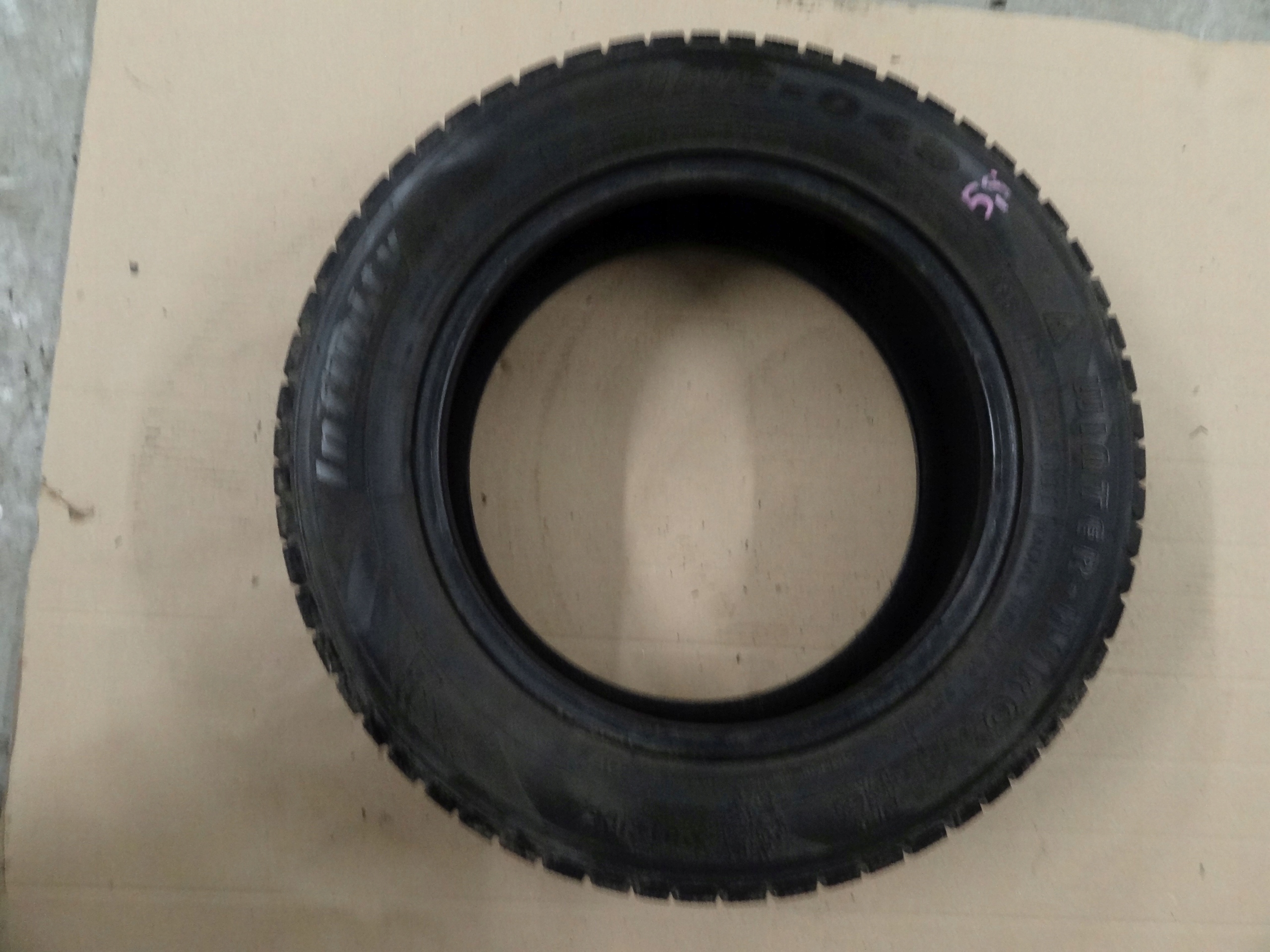 OPONY INFINITY INF-049 WINTER-HERO ZIMA 185/65 R15 88T 5,5 MM 2017 KOMPLET Sezon zimowe