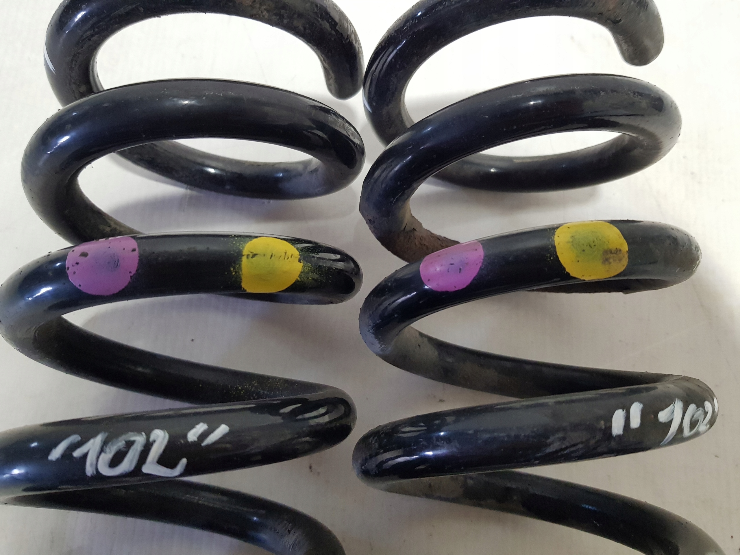 springs rear. MERCEDES W207 KOMPLET PARA