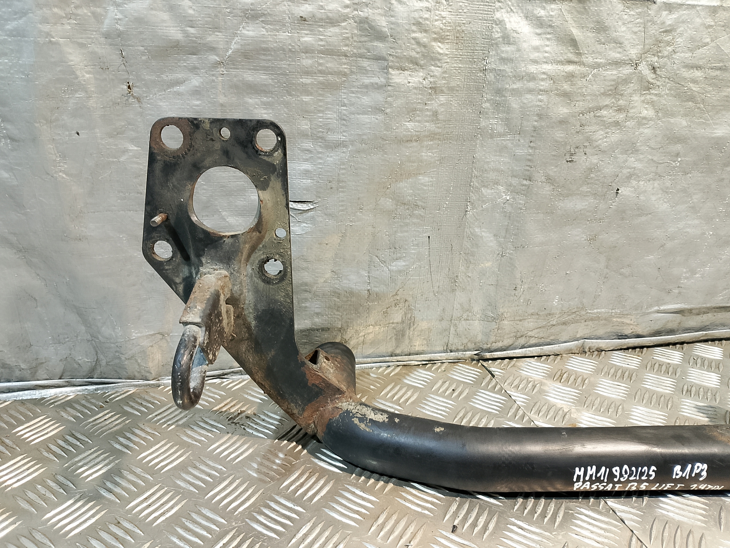 sider below bumper of a bumper front front VW PASSAT B5 LIFT FL 1.9 TDI