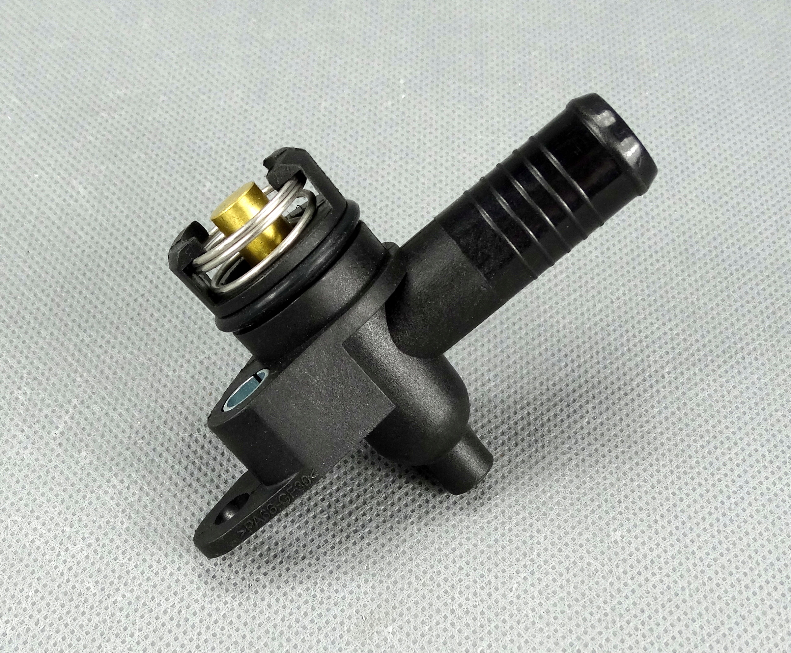 TERMOSTAT UKŁADU CHŁODZENIA OLEJU FORD TRANSIT 2.4 Producent części Quinton Hazell