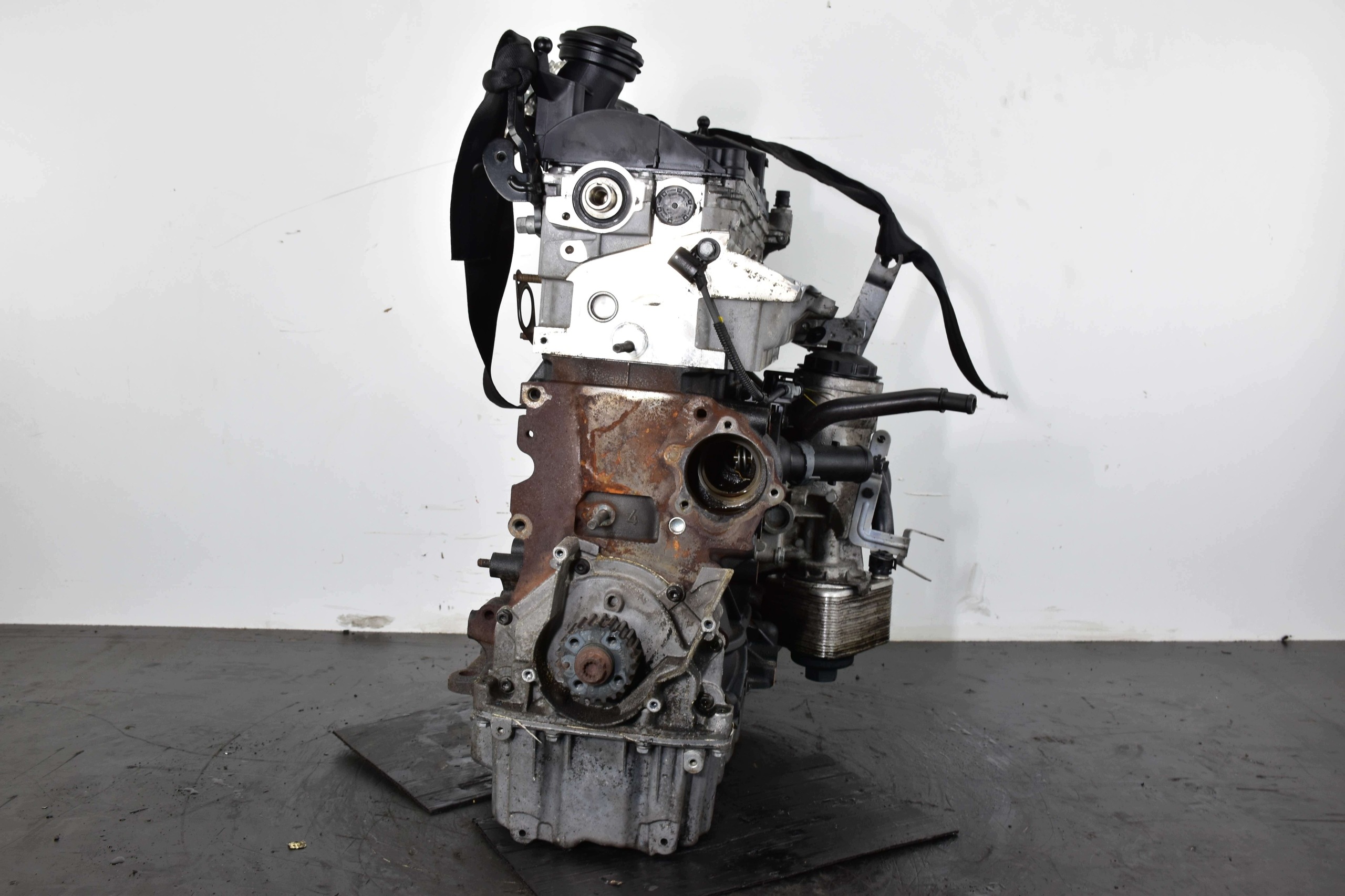 engine VW GOLF VI PASSAT CC B6 AUDI A3 8P 2.0 TDI CBA 08-10r @KOMPRESJA @