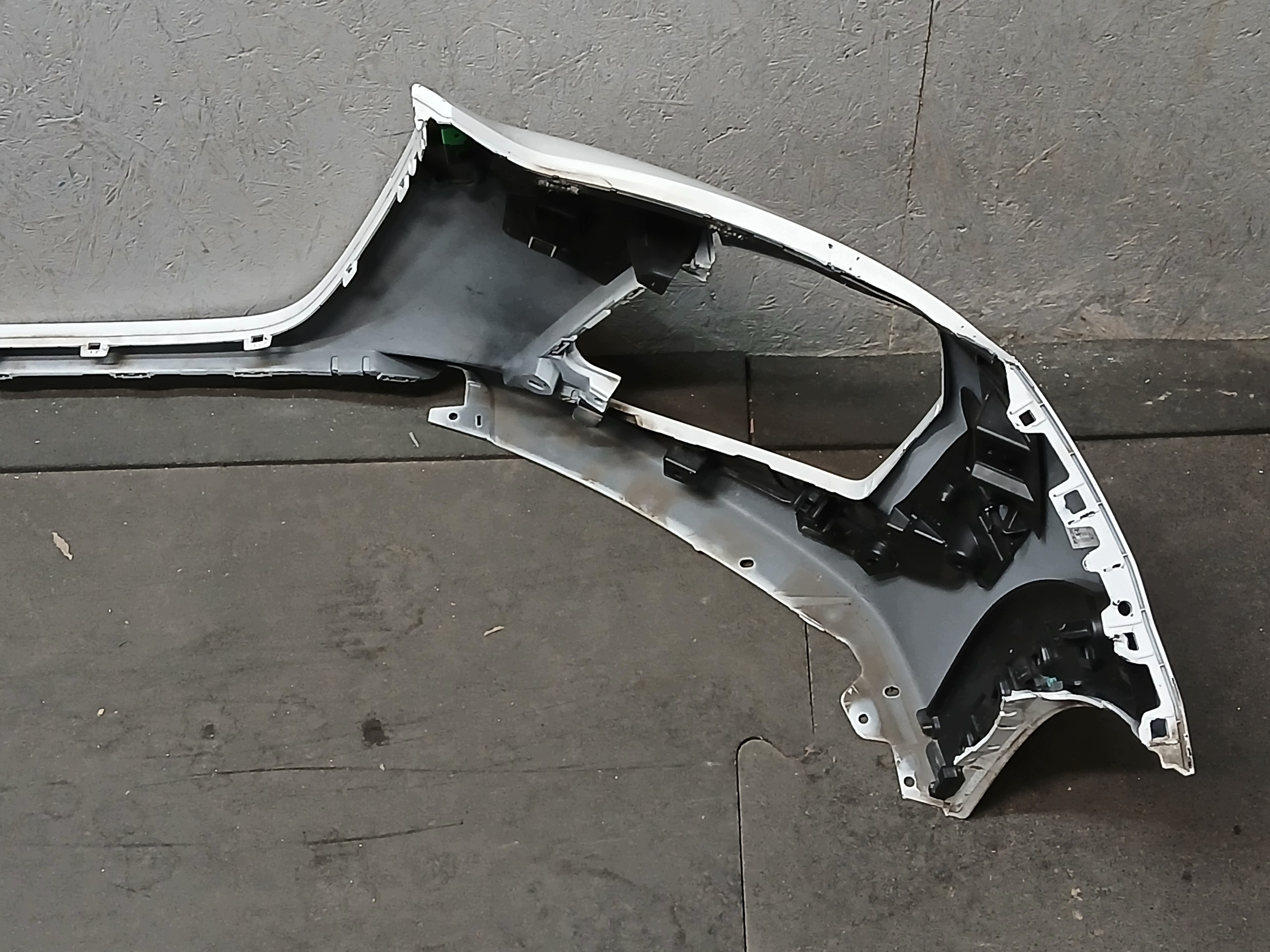 bumper front PEUGEOT 208 II 2 GT LIFT