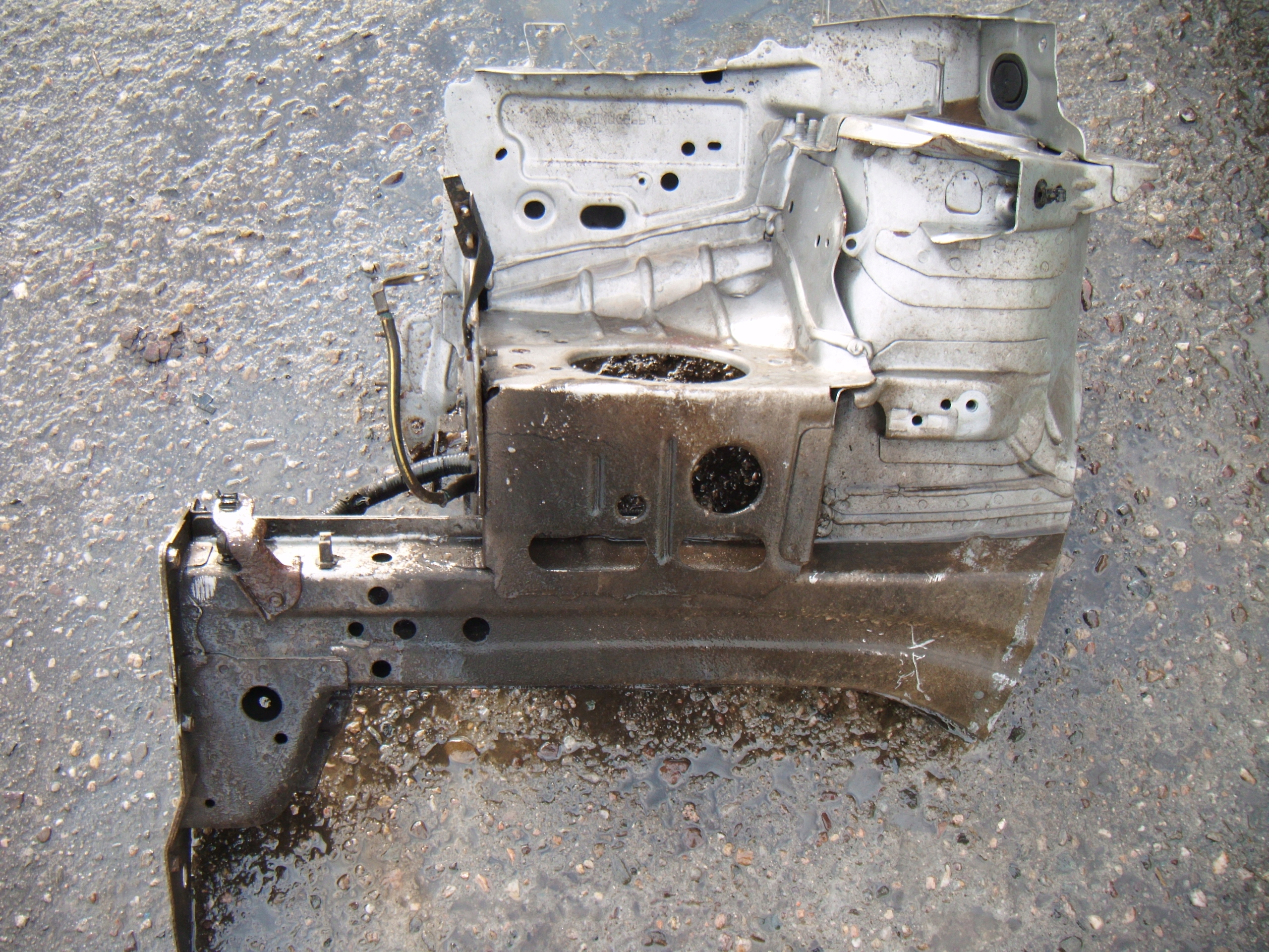 RENAULT KOLEOS 1 I 07- 2.0DCI 4X4 ĆWIARTKA FARTUCH PODŁUŻNICA PRAWA PRZÓD