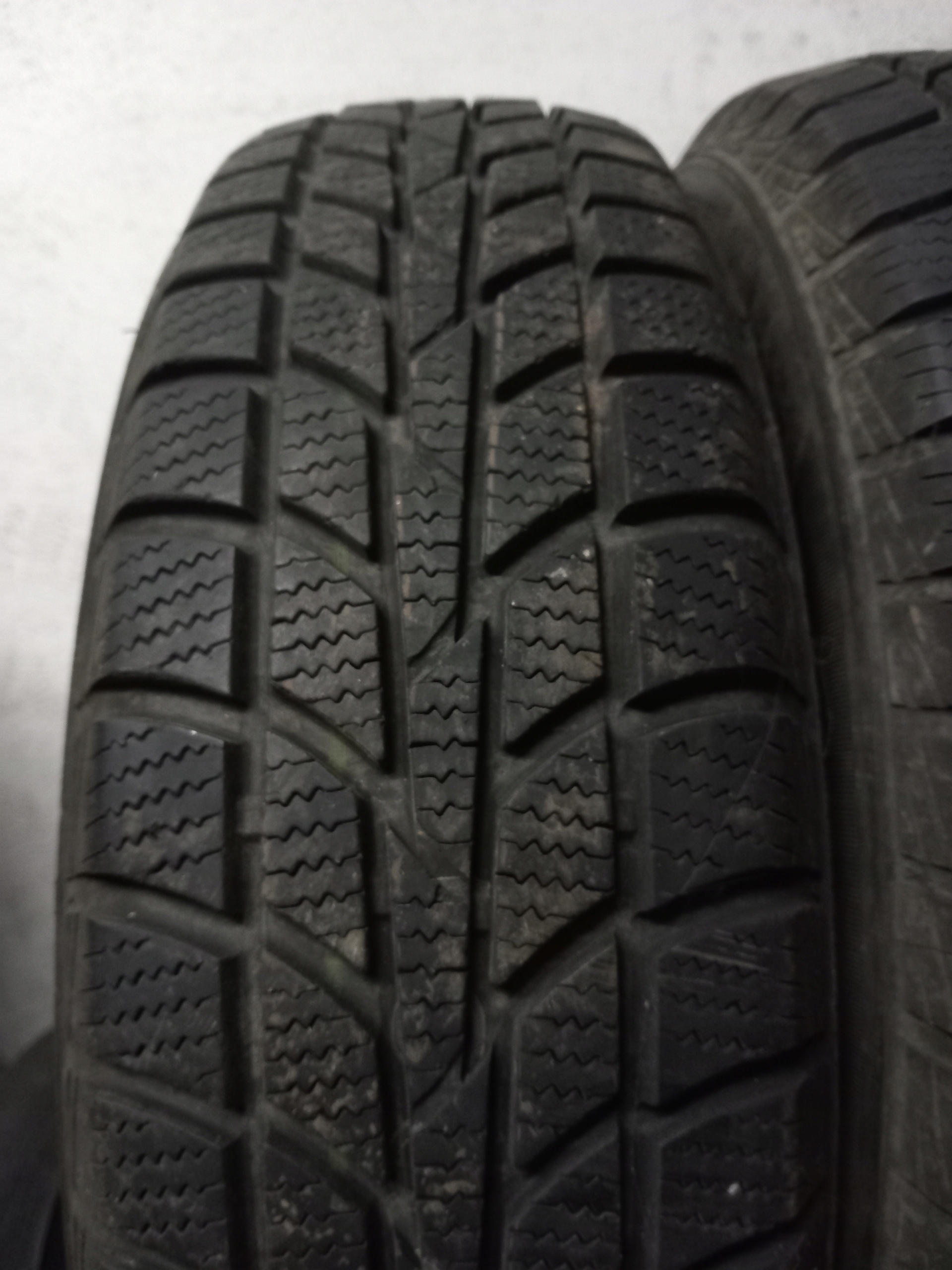2x ZIMOWE 155/70R13 75T HANKOOK WINTER ICEPT RS Sezon zimowe