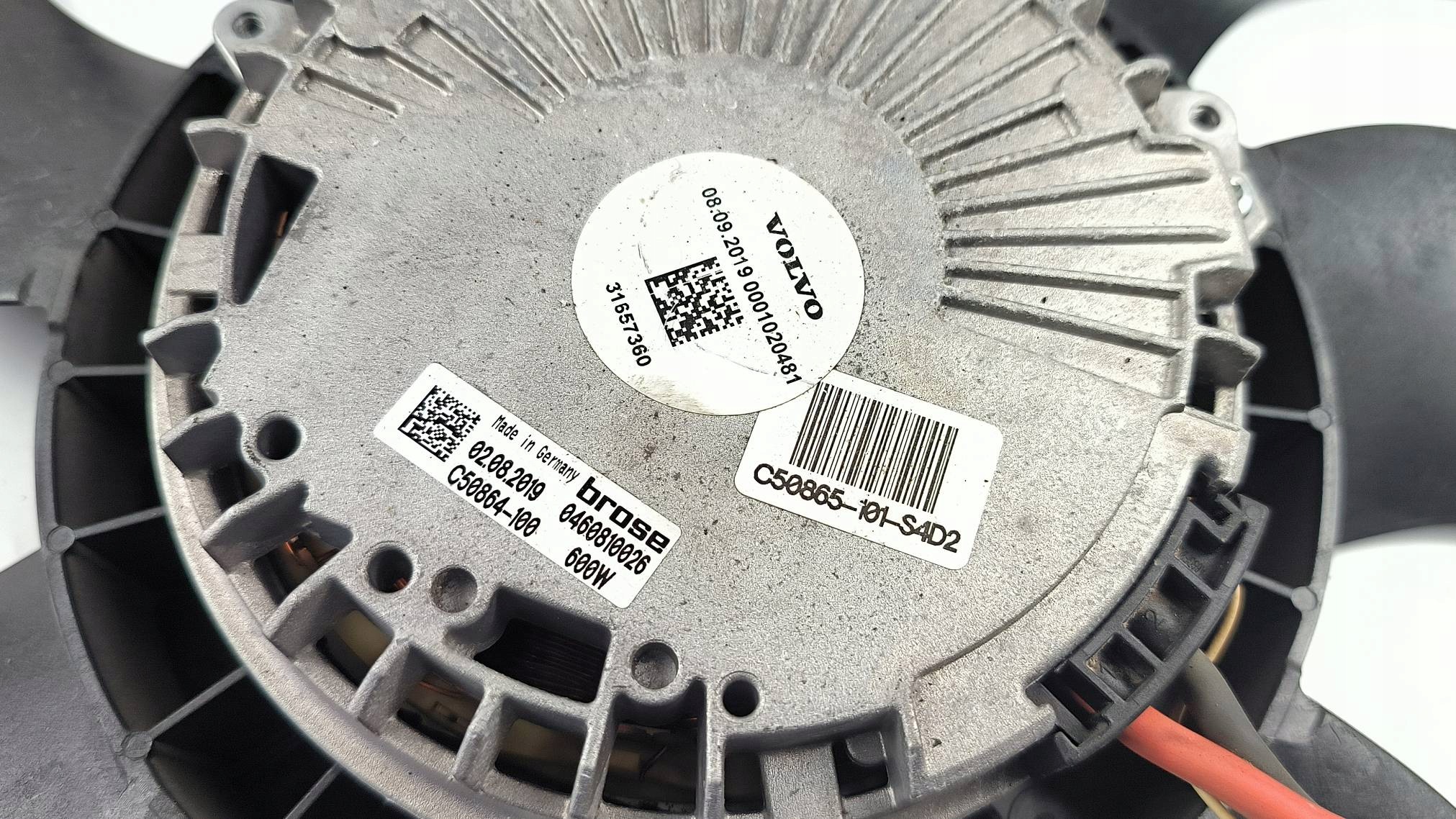 ventilátor chladiče 31657360 VOLVO V60 II