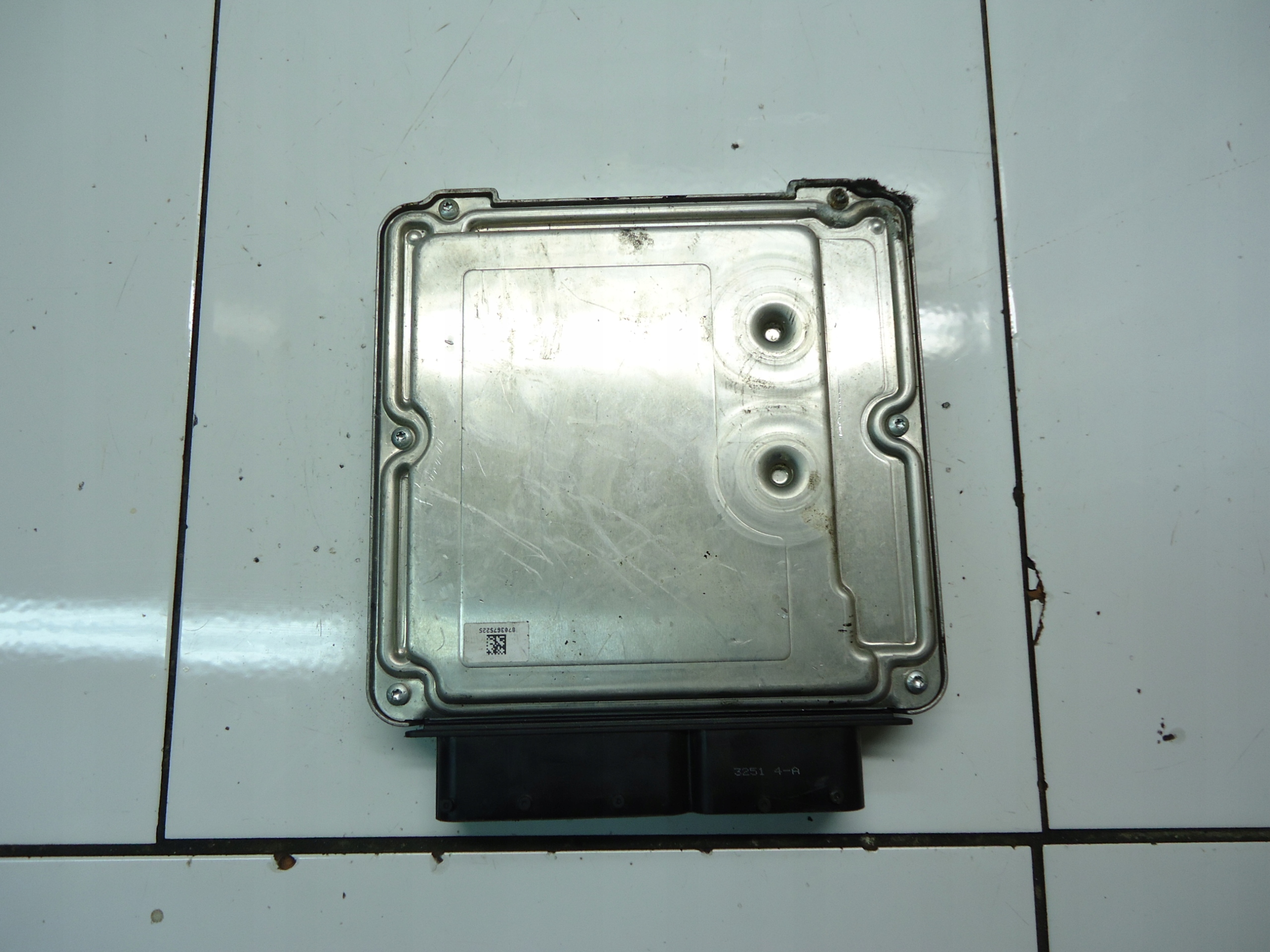AUDI 2.7 TDI CGK computer of the engine 8K1907401K