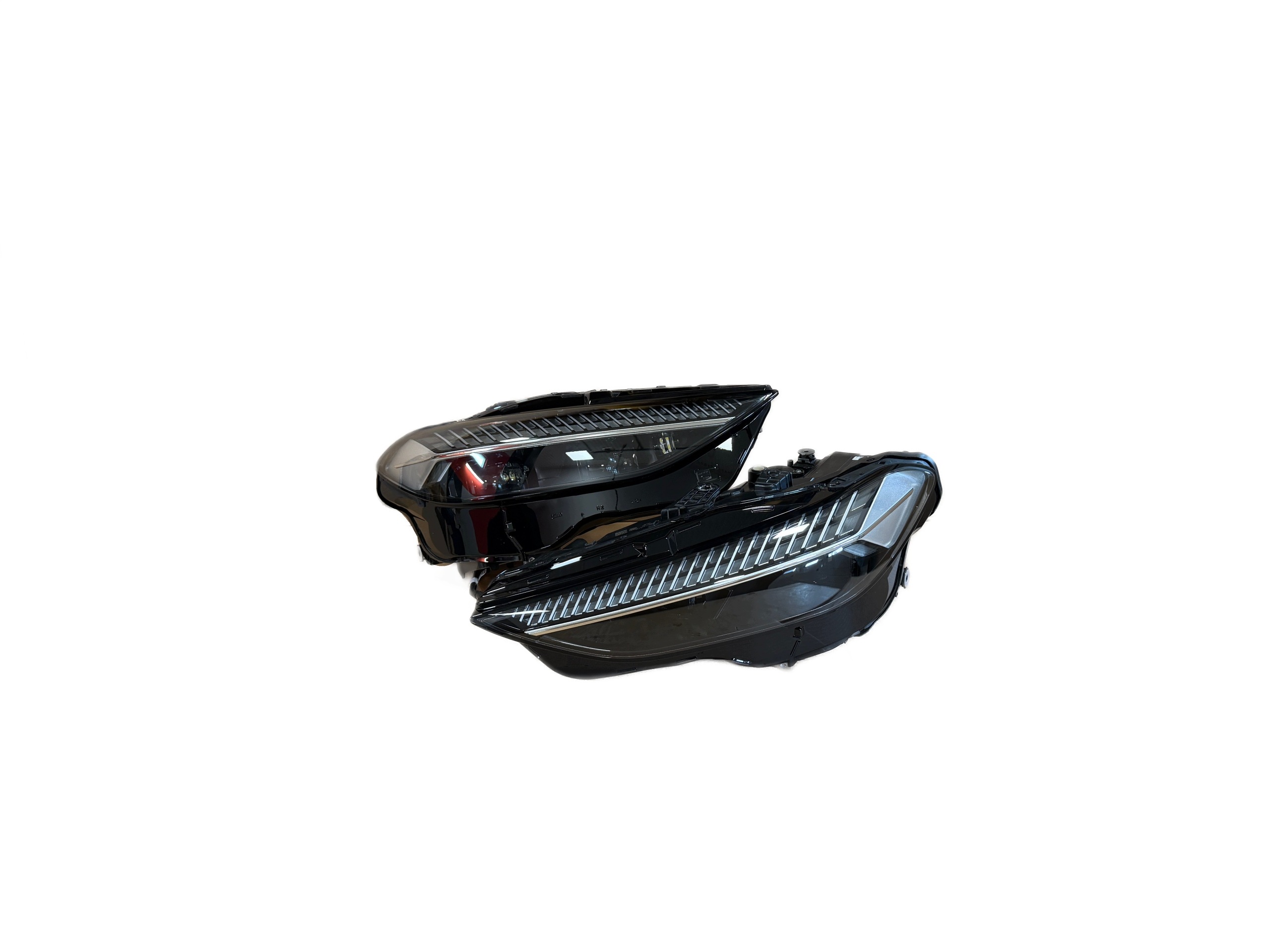 AUDI A5 B10 lights front MATRIX 8B3941035AB