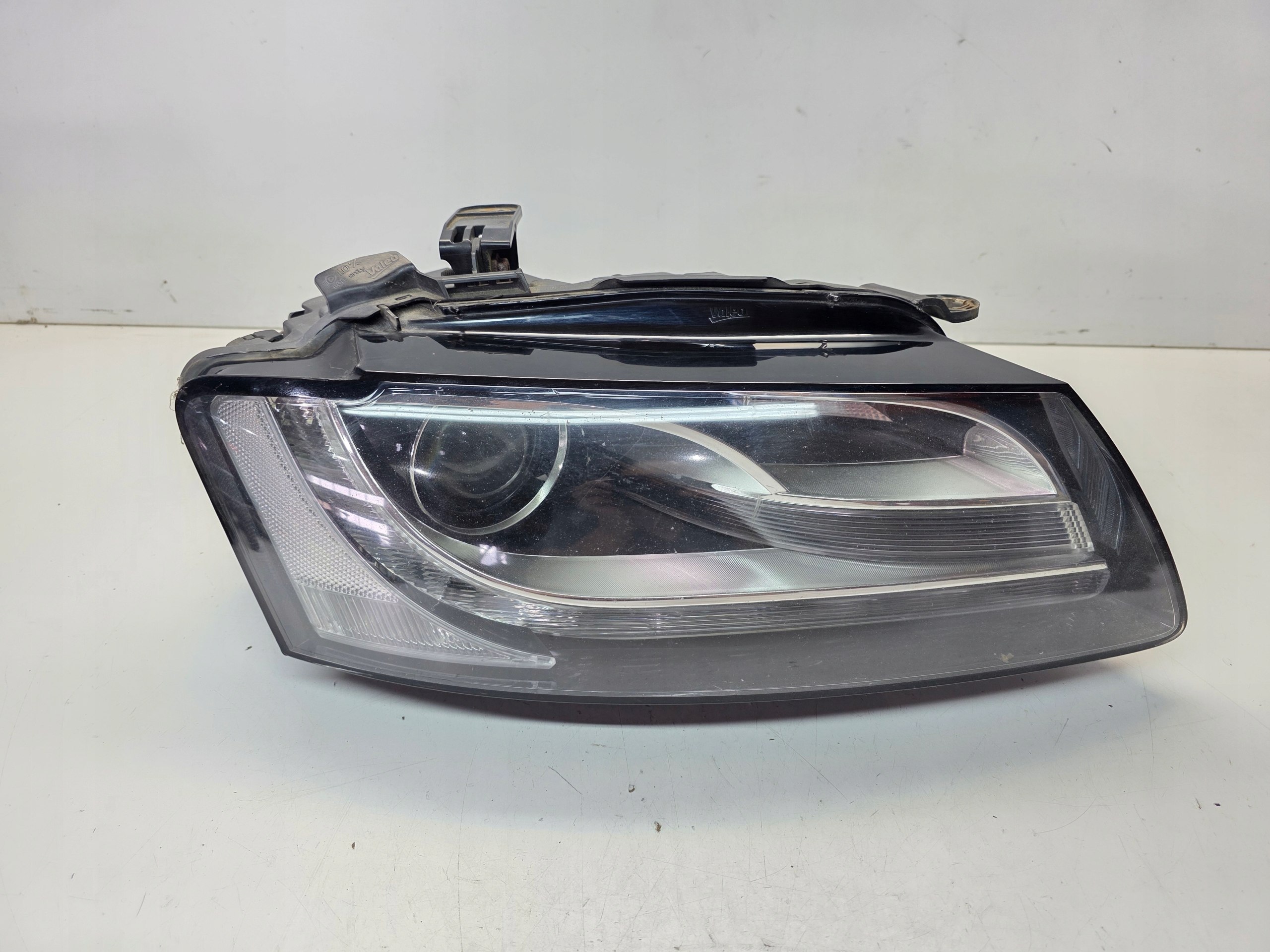 REFLEKTOR light XENON LED right front AUDI A5 8T 8T0941004AL EUROPA 4/25