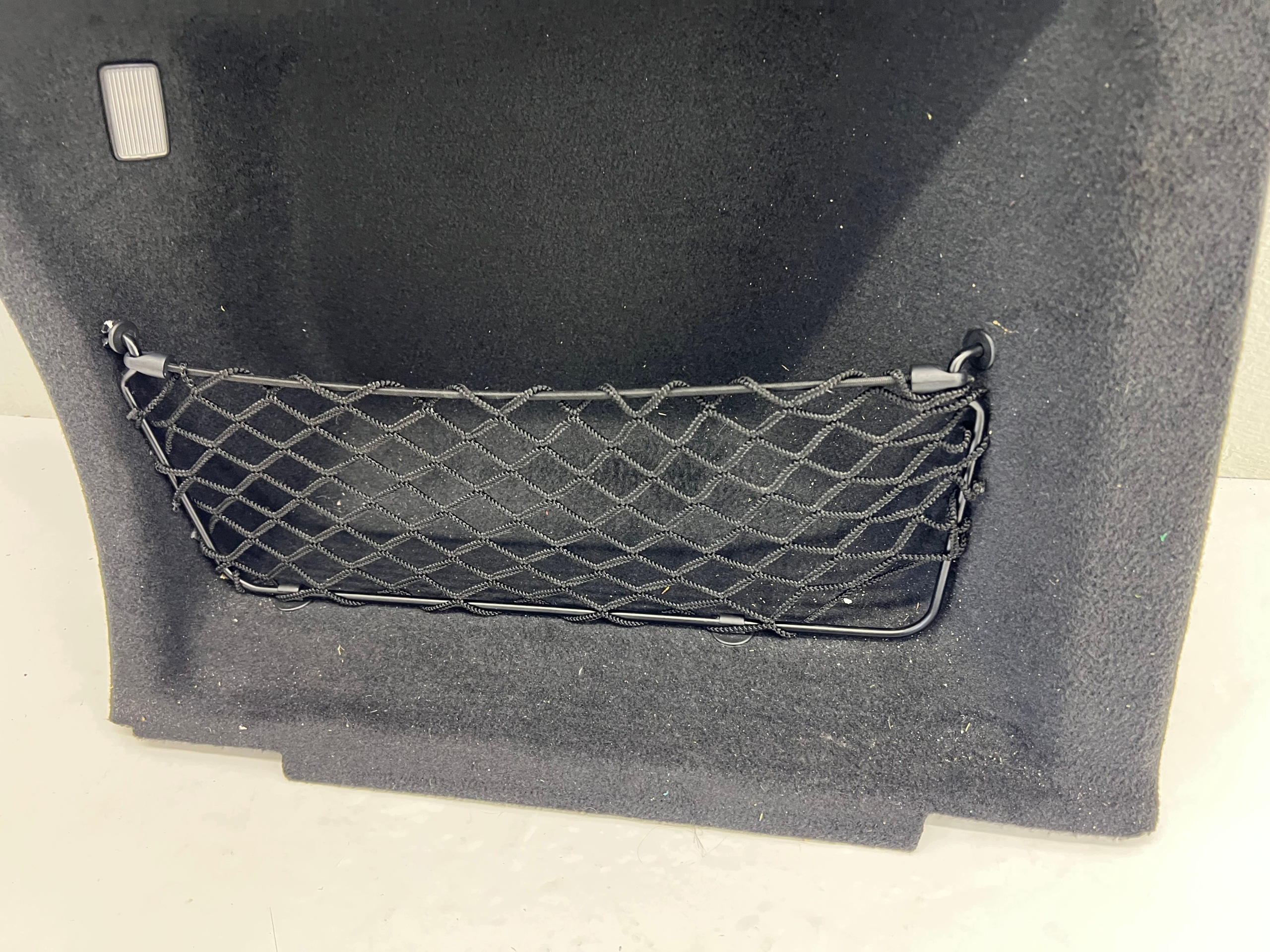 VOLVO V60 II boot upholstery rear plastic 32131397 left KOMBI