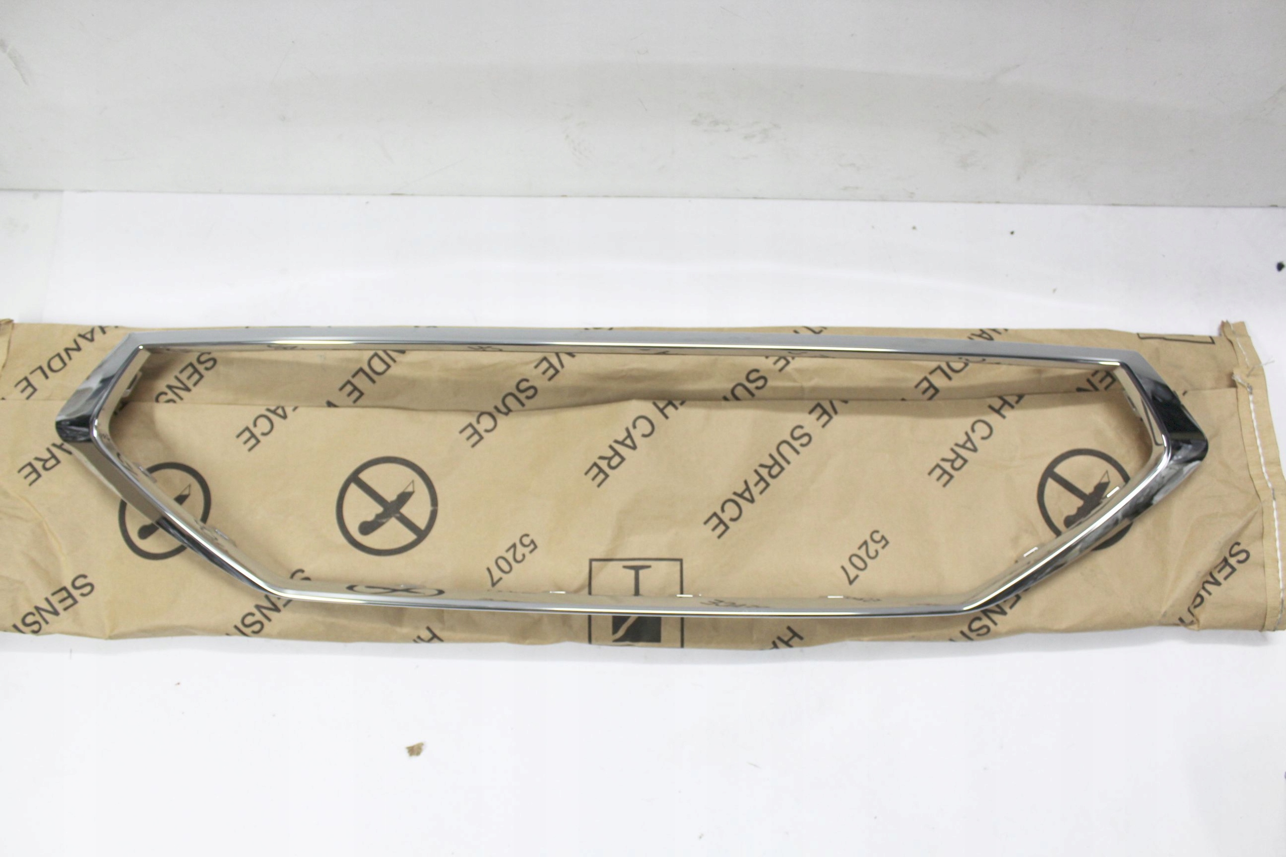 5FJ854643 CHROM SEAT TERRACO 18-22 OE NOWE