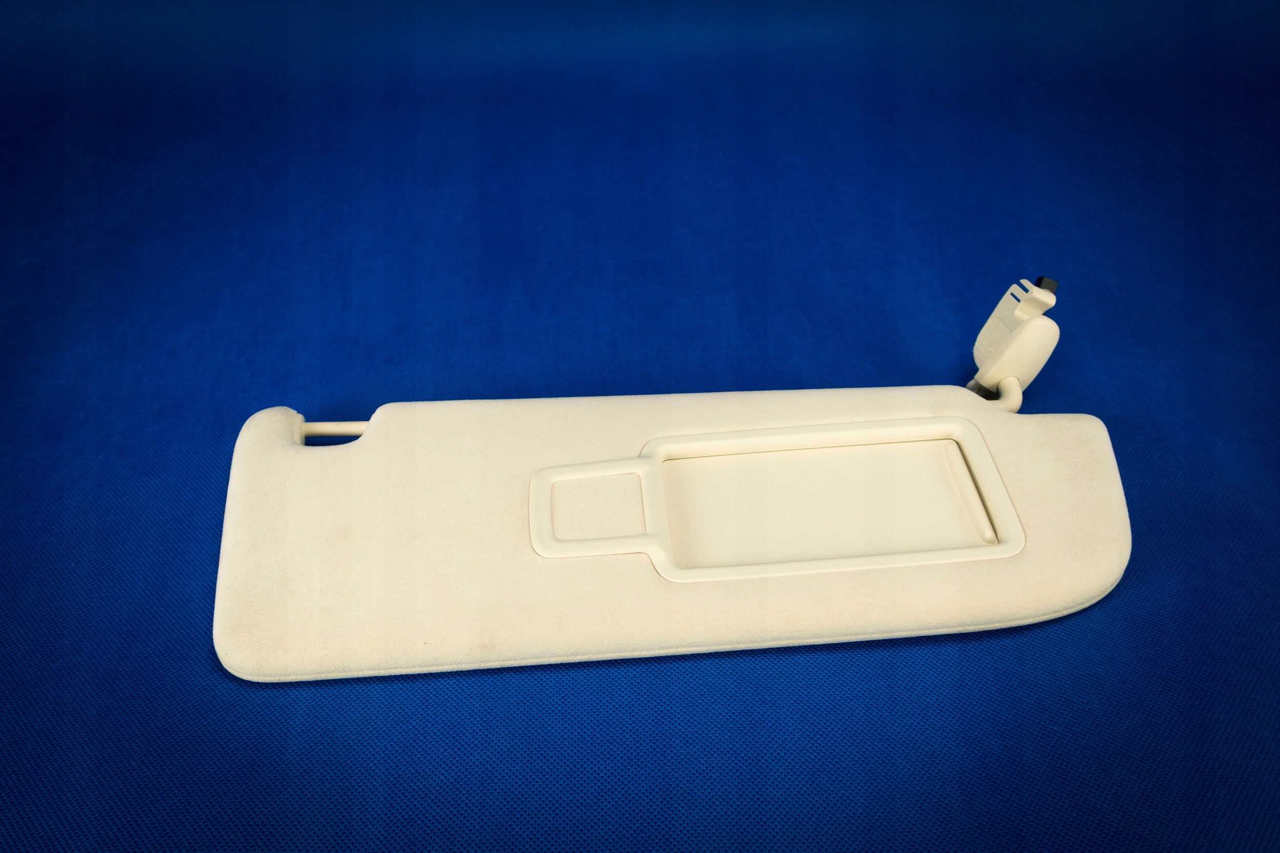 Blende Abdeckung przeciwsloneczna Audi A8 S8 4H0857552D EC2