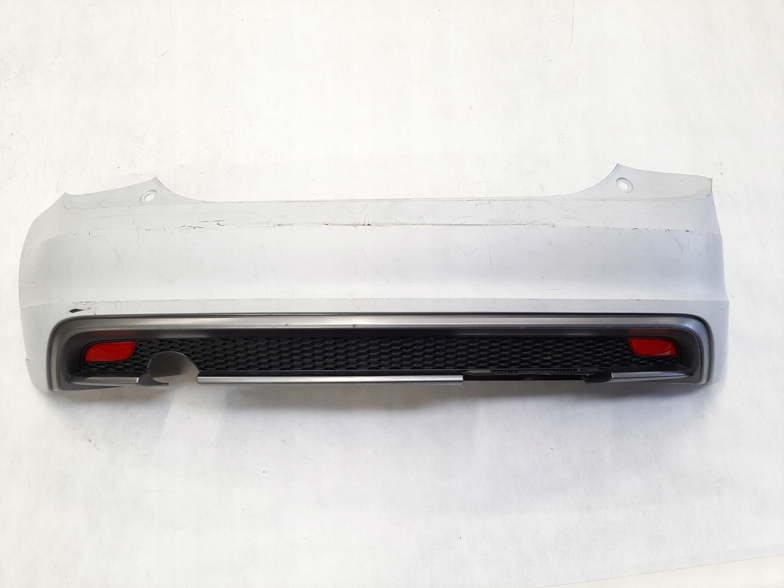 Audi A1 S-LINE (2008-2012r.) Бампер зад. 8X0807511Bx0807421hx0807385