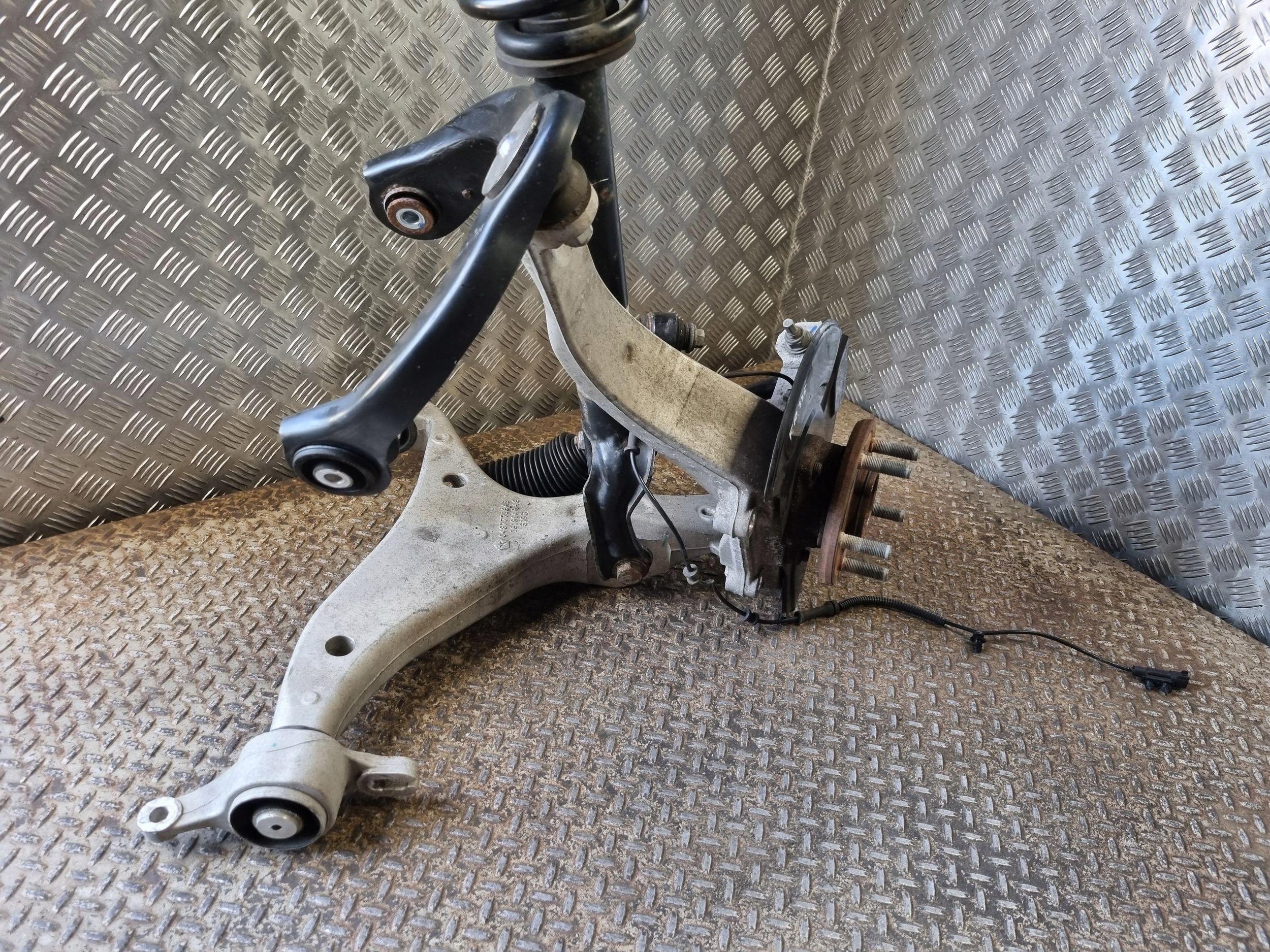 2020 Dodge DURANGO III подвеска Передний Комплектная 04877658AD