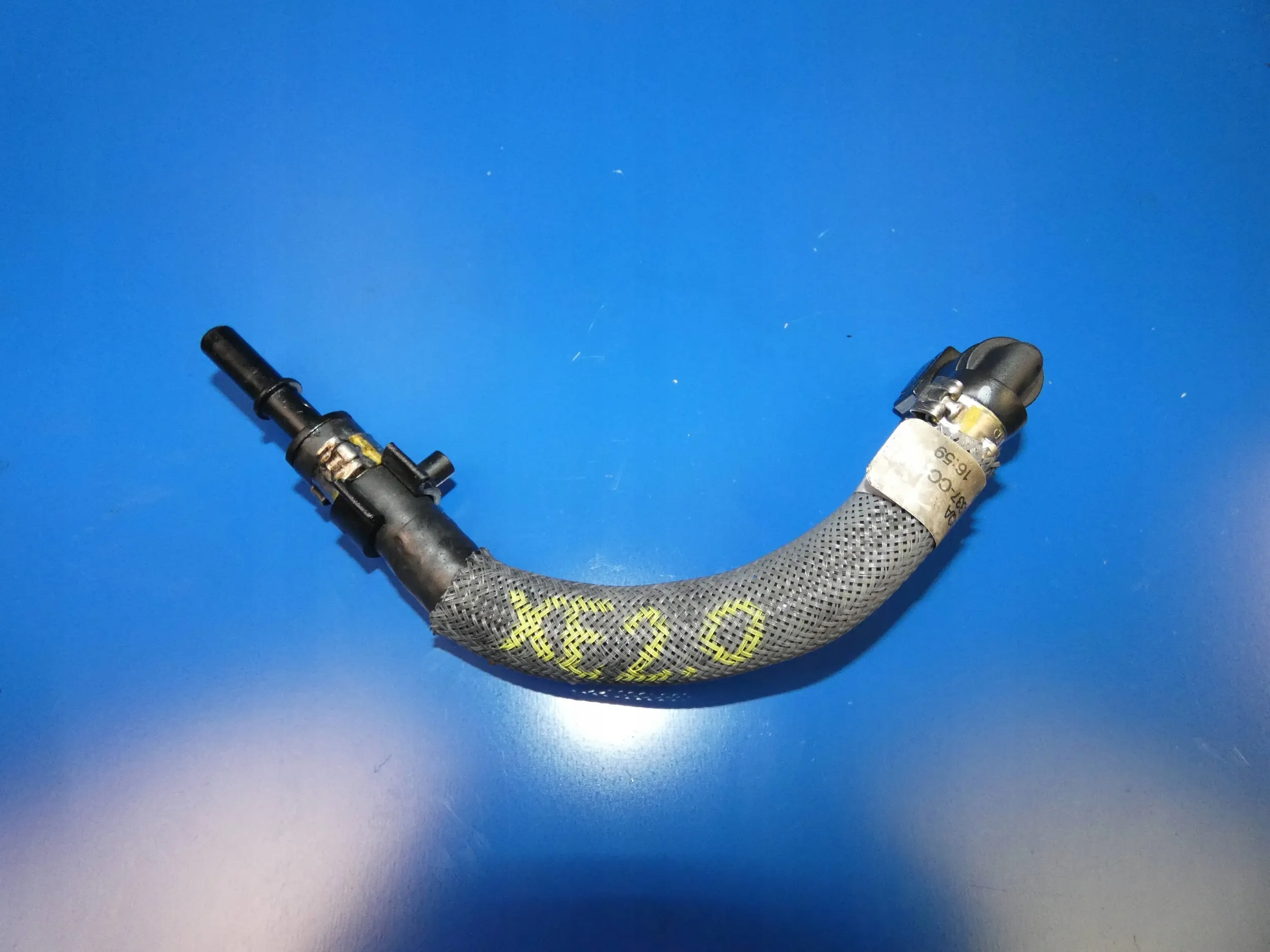 Jaguar XE X760 F-PACE EVOQUE 2.0 D hose fuel line