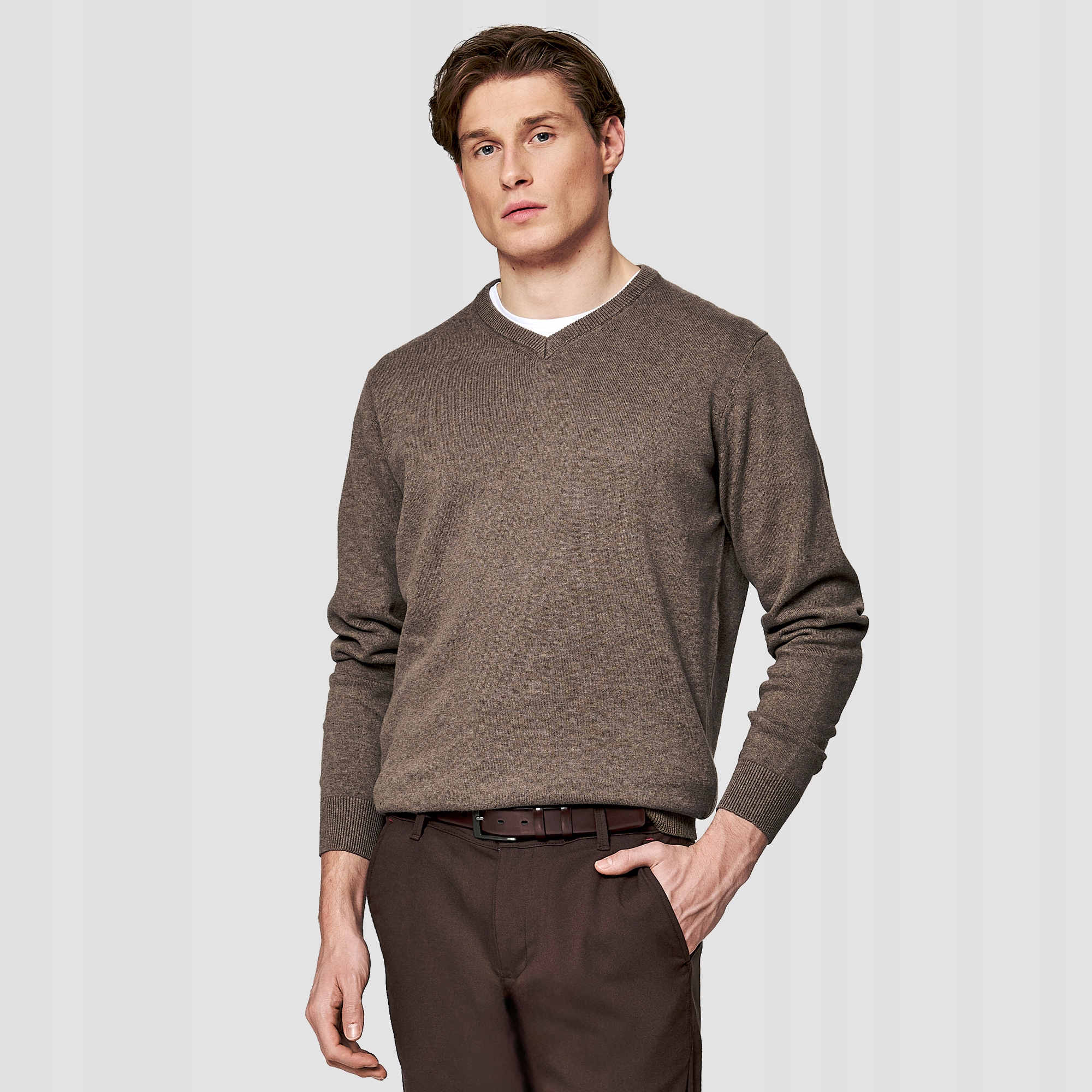 Hnědý bavlněný pánský svetr v-neck Premium Pako Lorente vel 3XL