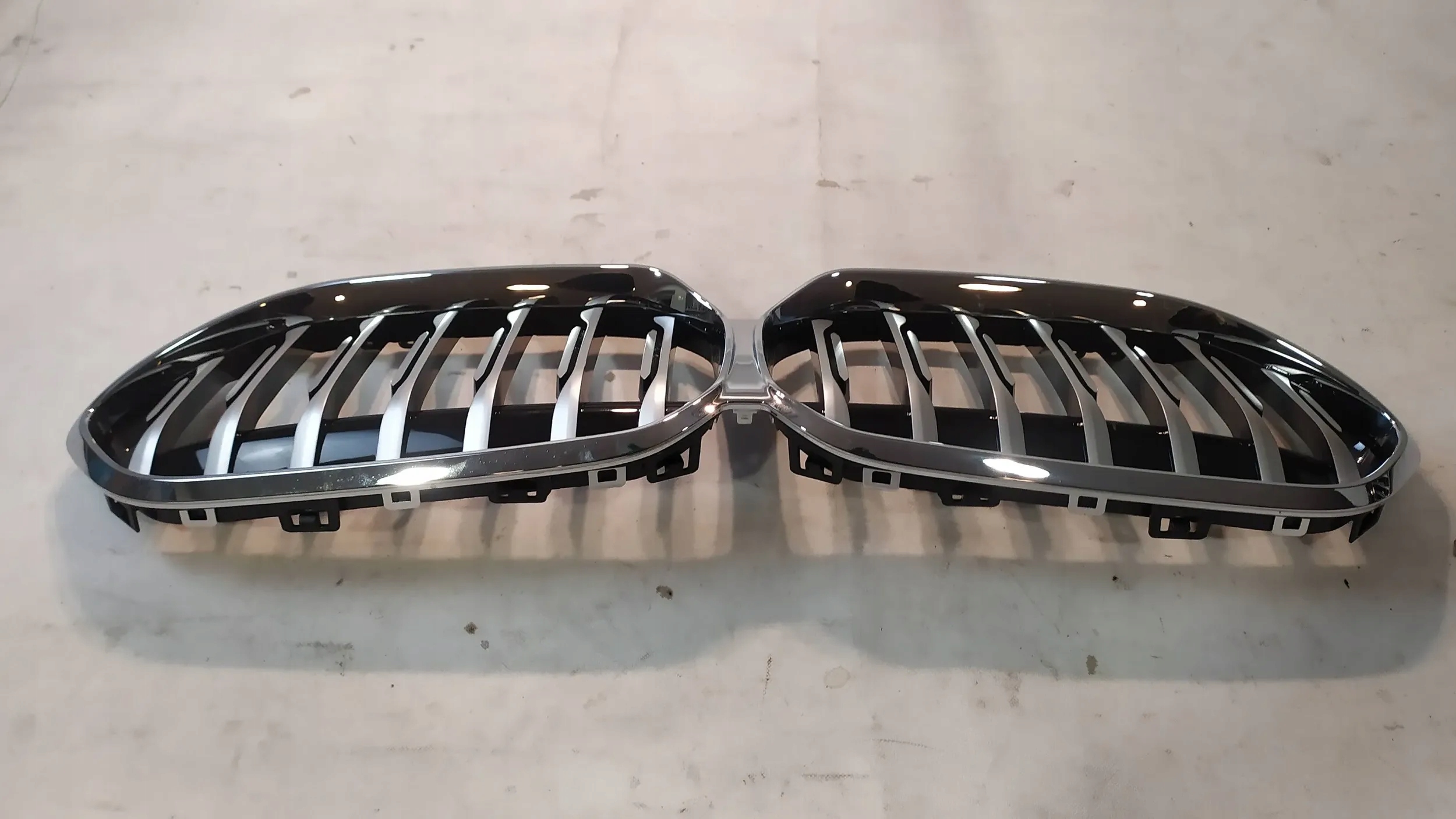 BMW 2 F44 Kühlergrill FRONTGRILL Kühlergitter 5A39376 - Thumbnail 7
