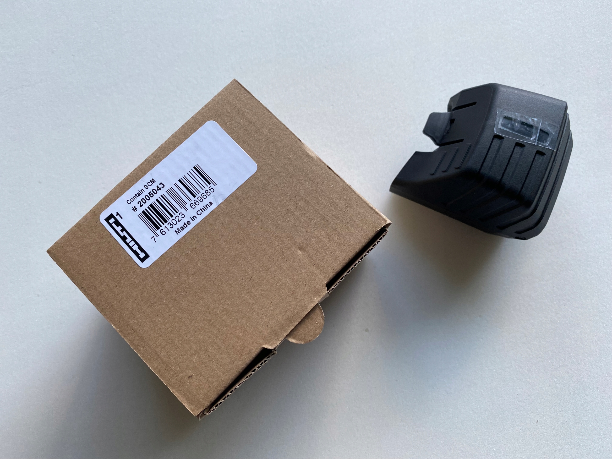 HILTI ZBIORNIK WIÓRA DO PIŁA AKUMULATOROWA SCM 22A Rodzaj osłona