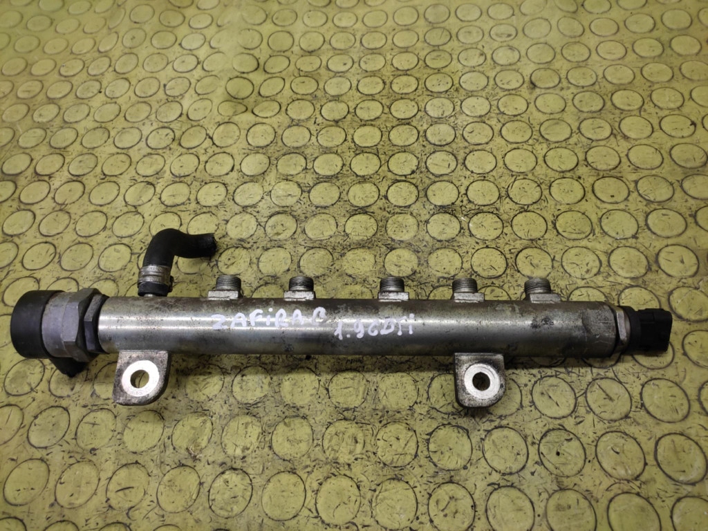 OPEL ZAFIRA B 1.9 CDTI Rampe injection 0445214056