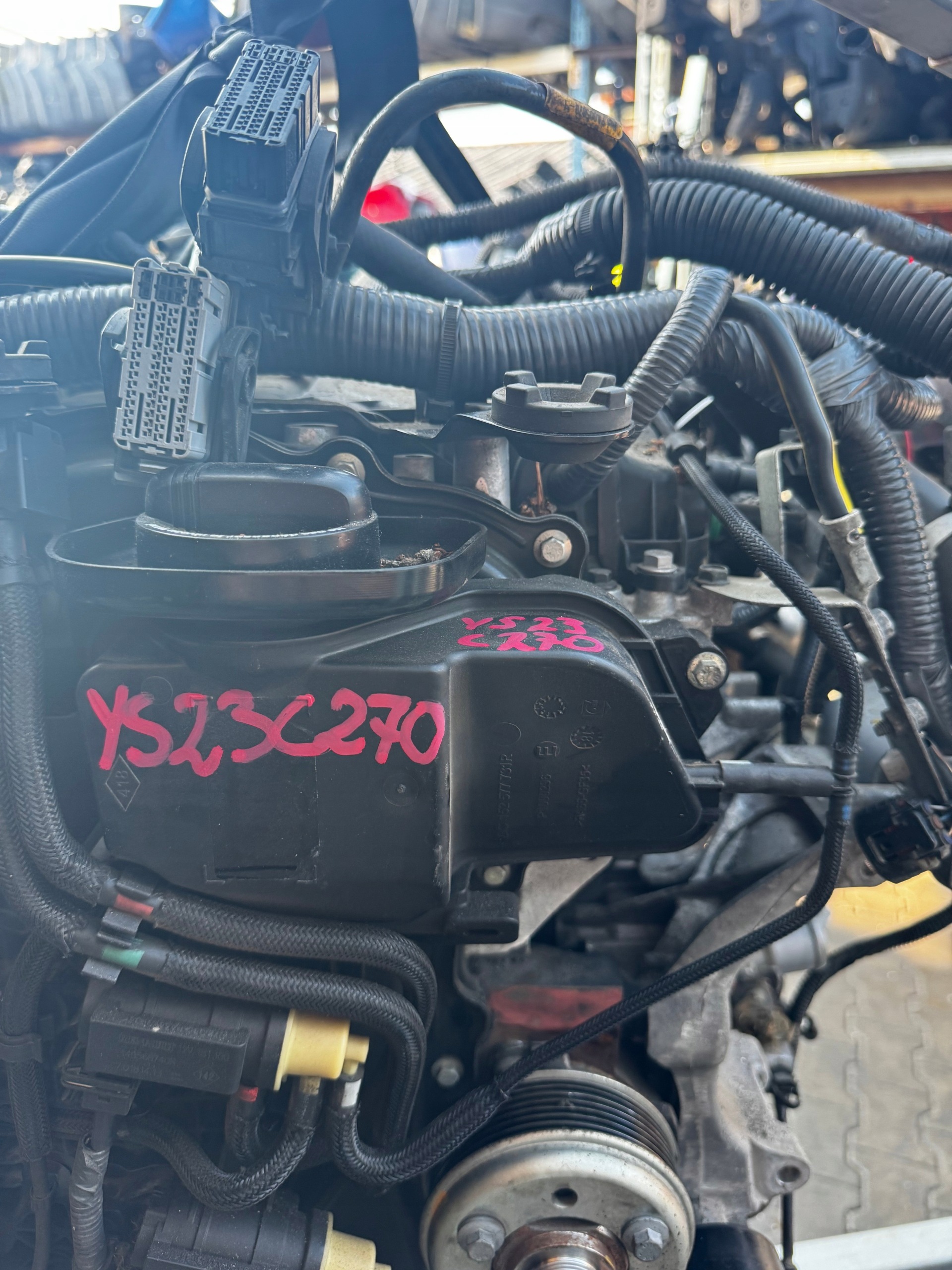 engine complete MERCEDES NISSAN NAVARA 120TYS KM YS23C270