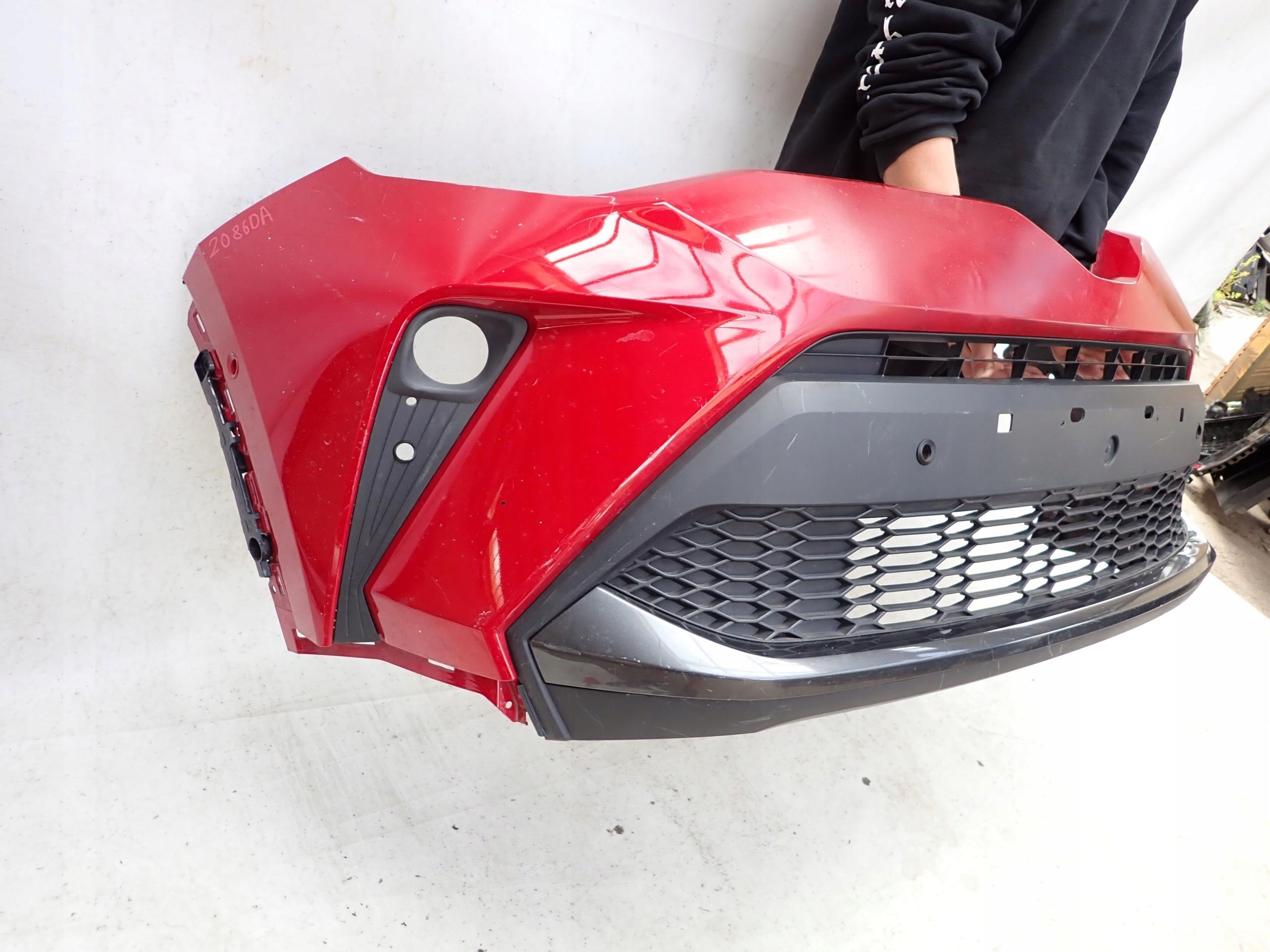 TOYOTA C-HR LIFT 19-> bumper front front PDC