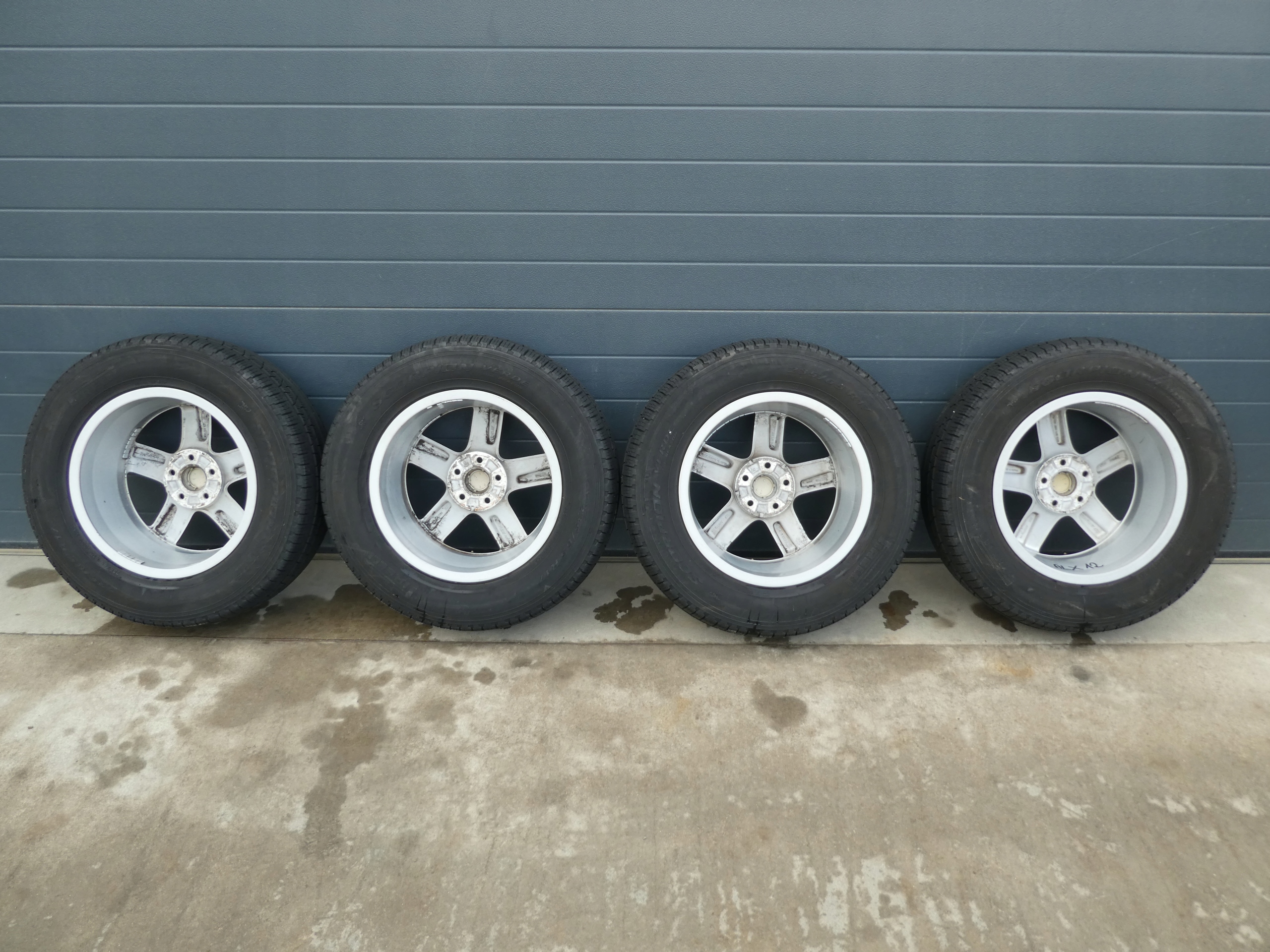 4X wheels discs tyres AUDI 8R0071497 2017R