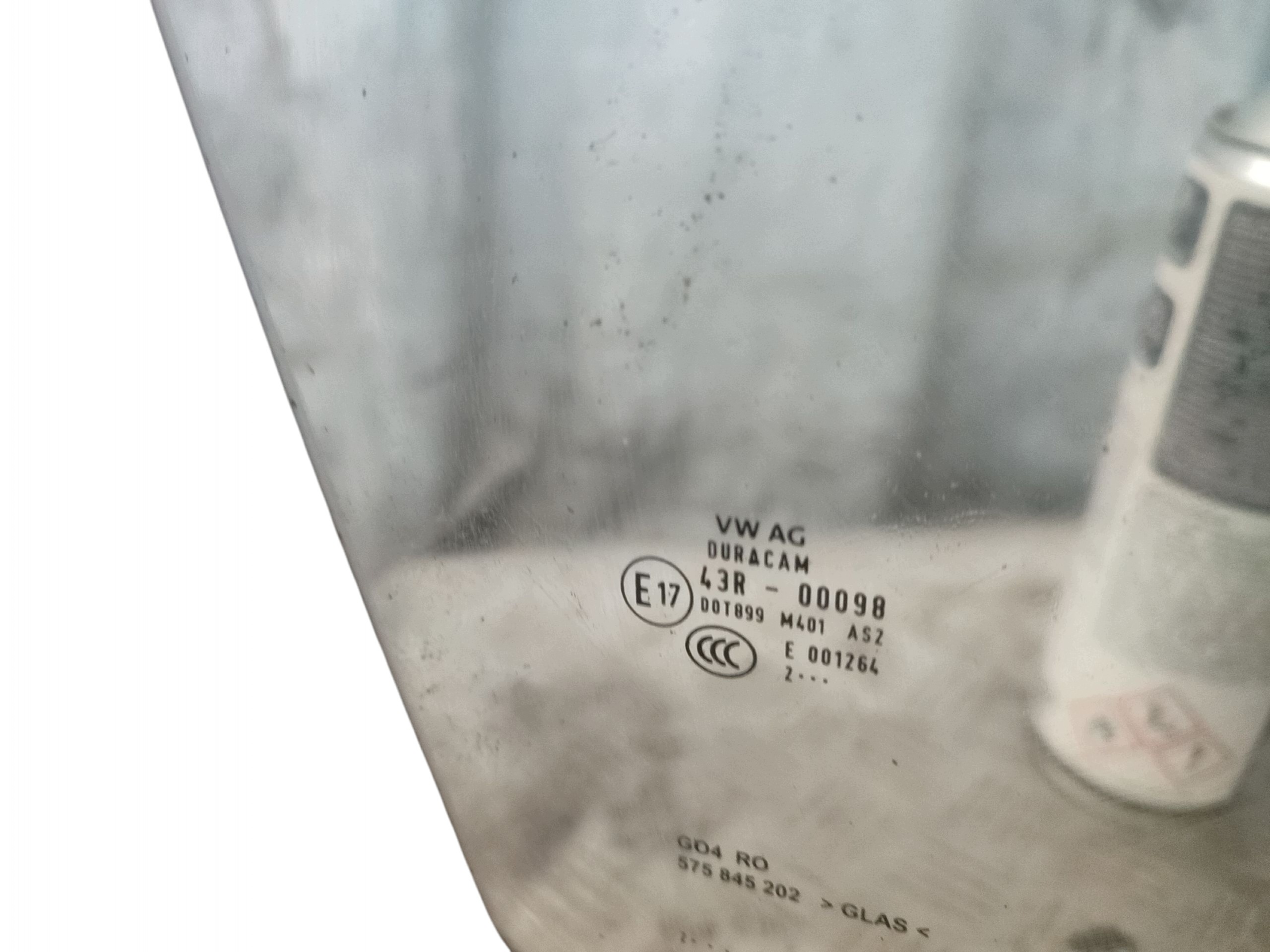 window door right front SKODA KAROQ LIFT (2022-)