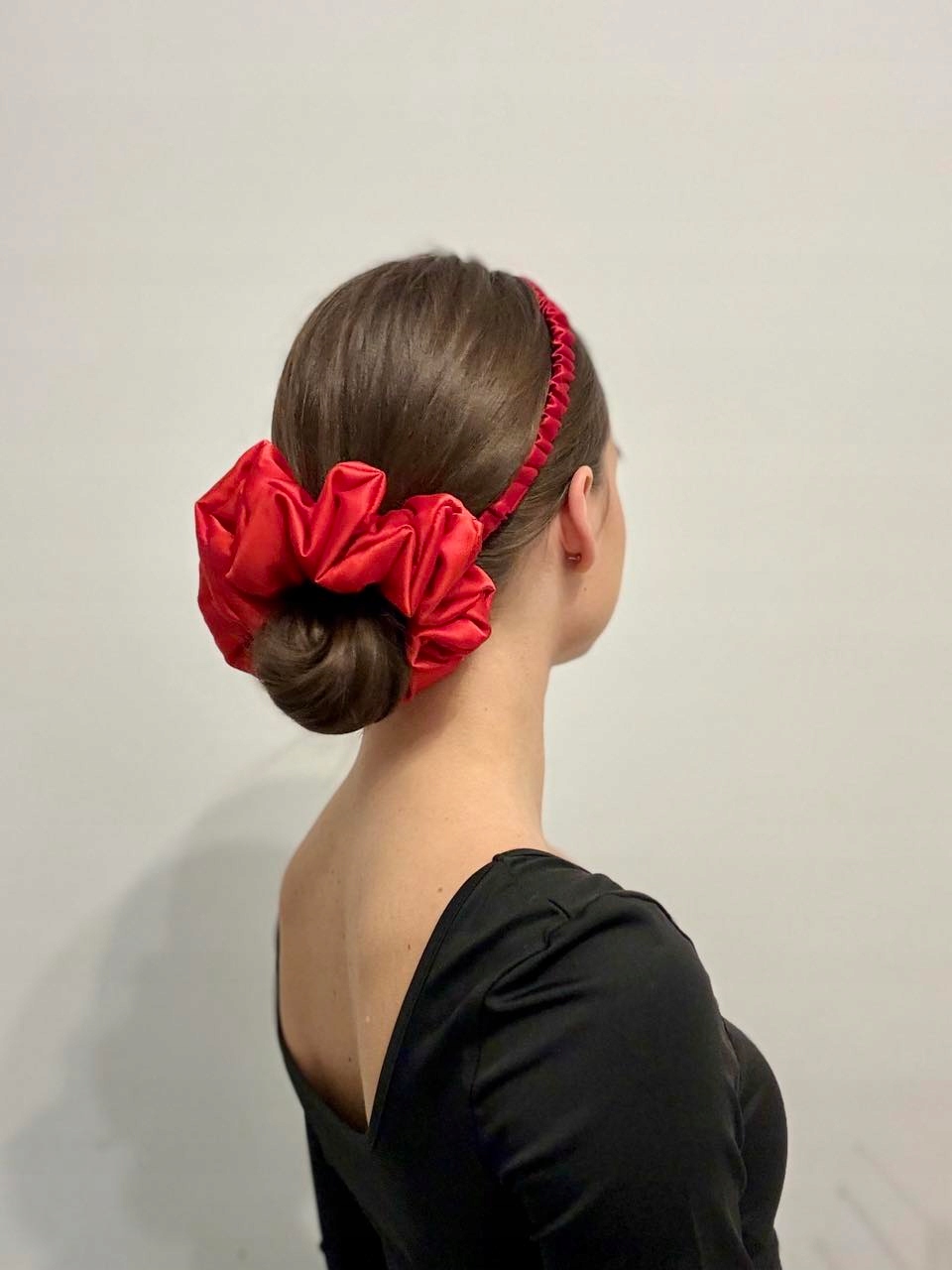 SCRUNCHIE SATYNOWA ALA JEDWAB SILKO CUKIERKOWY RÓŻ XXL Marka Inna marka