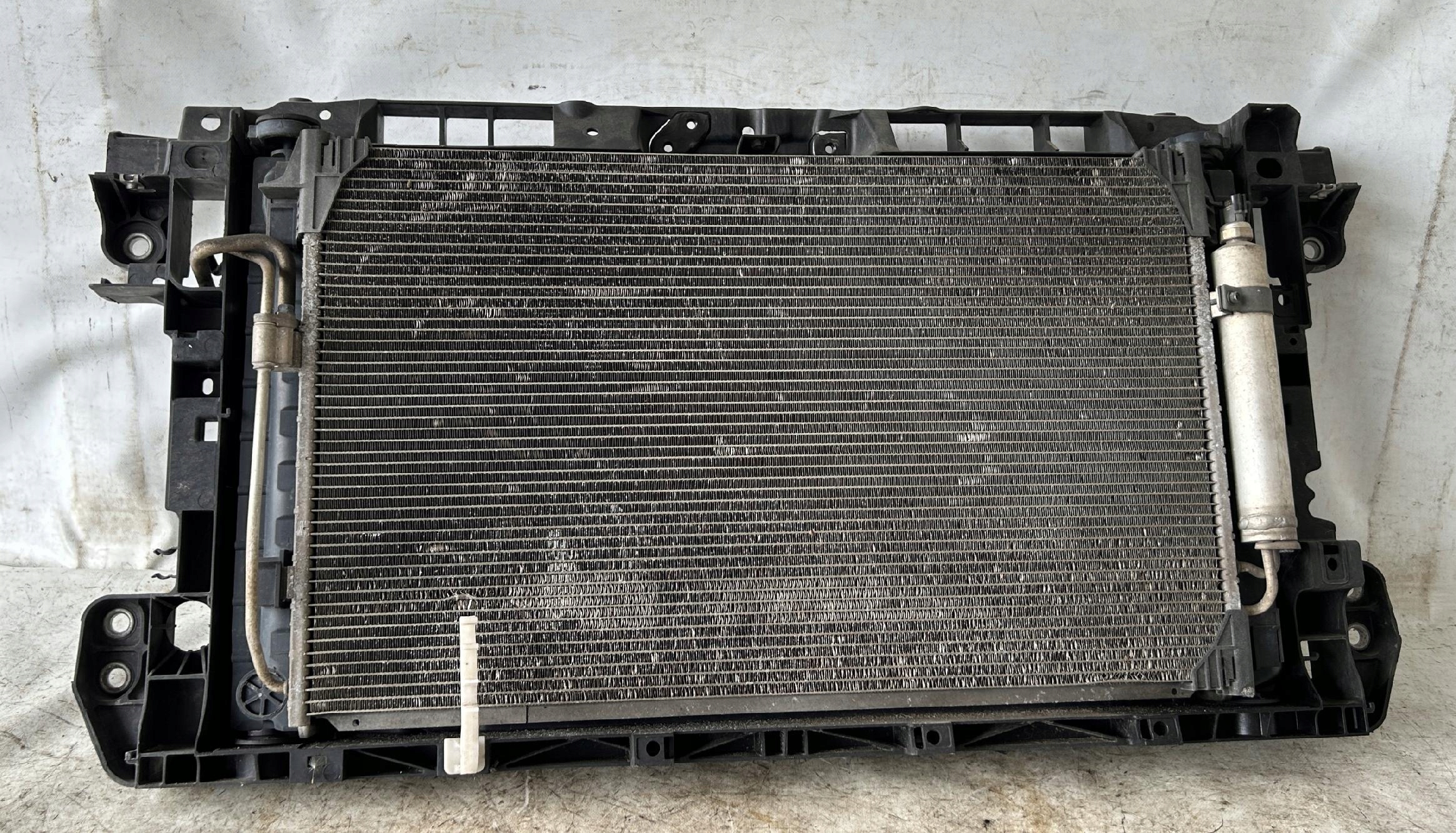 chladiče ventilátor NISSAN MAXIMA A35 09- 3.5 V6