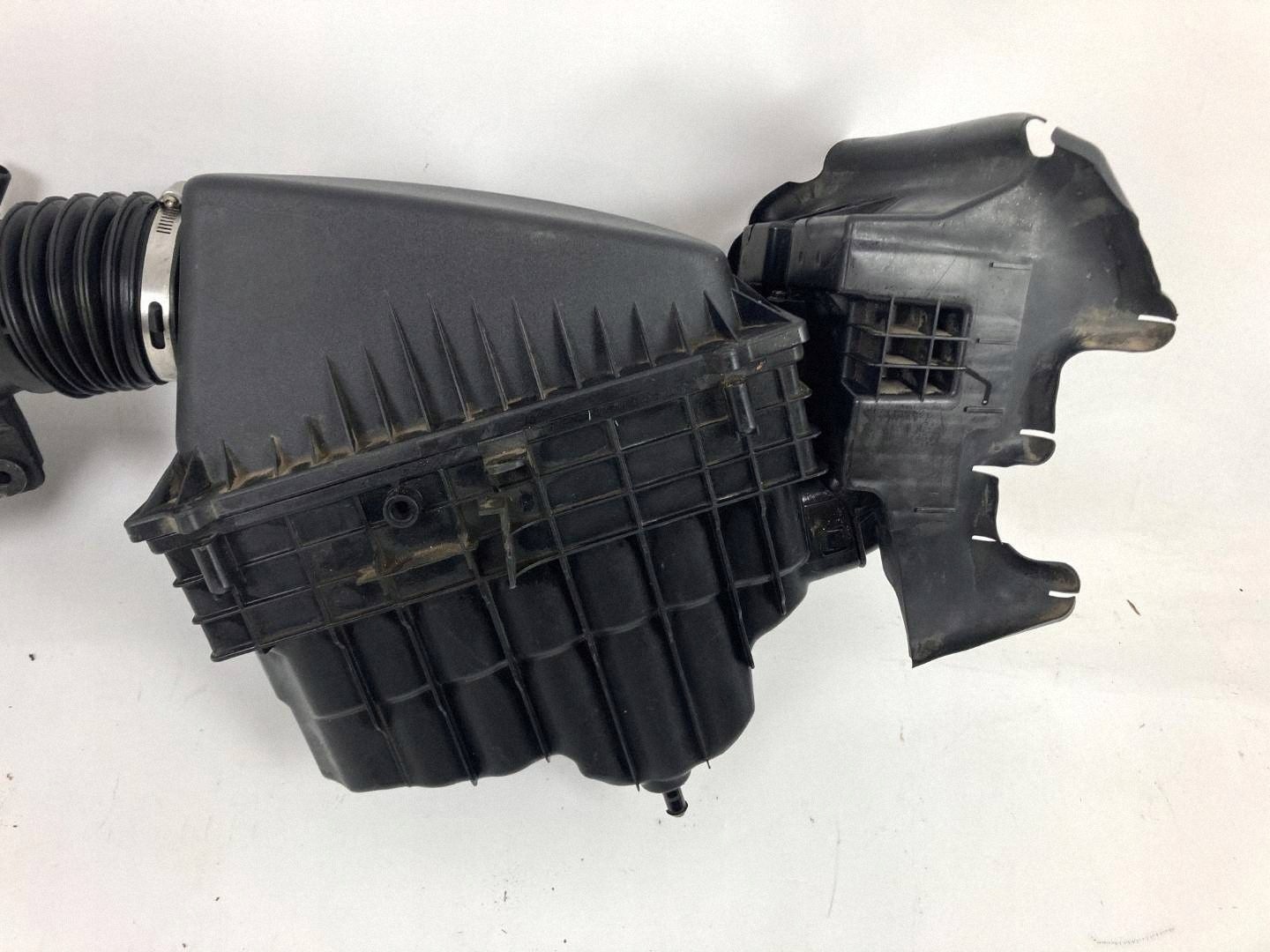 Wrangler JL Gladiator JT air filter housing 3.6