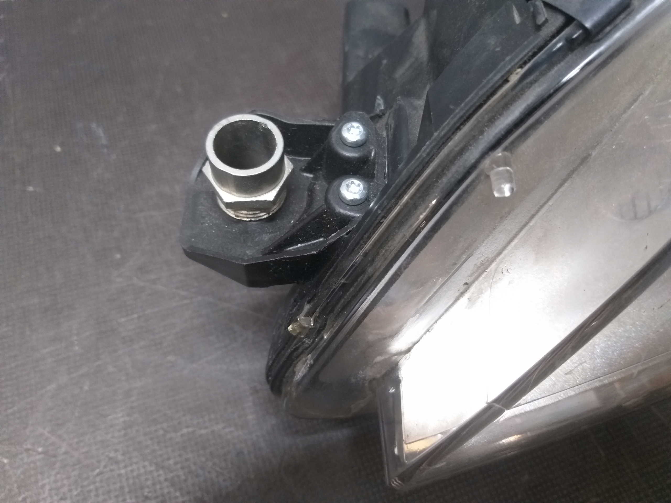 light lights front MERCEDES C KLASA W204 07-10 XENON