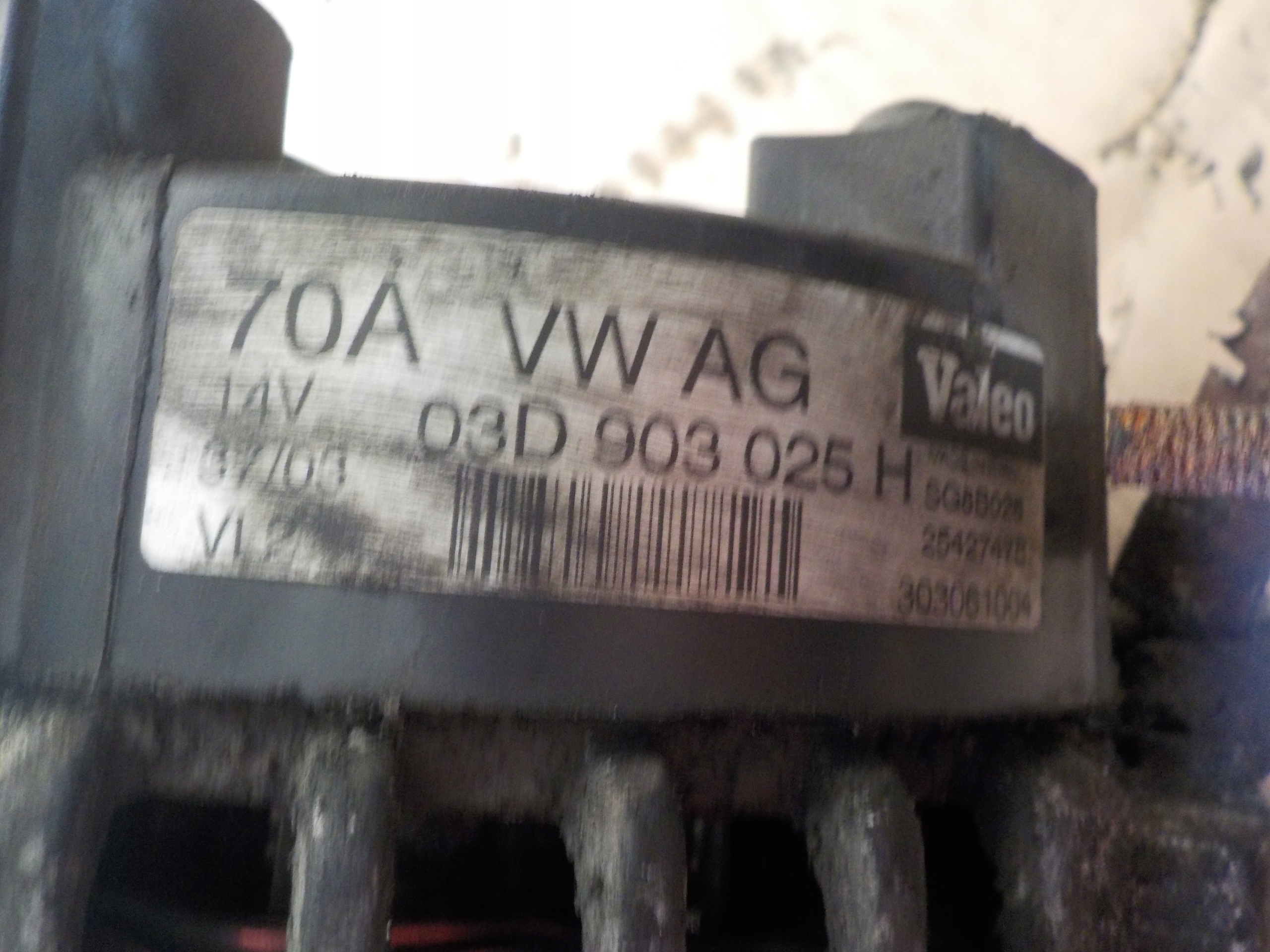 VW POLO IV alternator 03D903025H