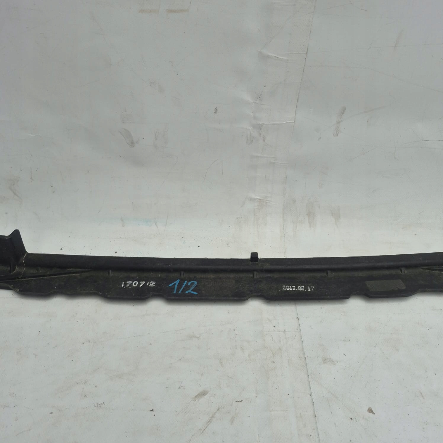 KIA STINGER sider front front lower 86570-J5600