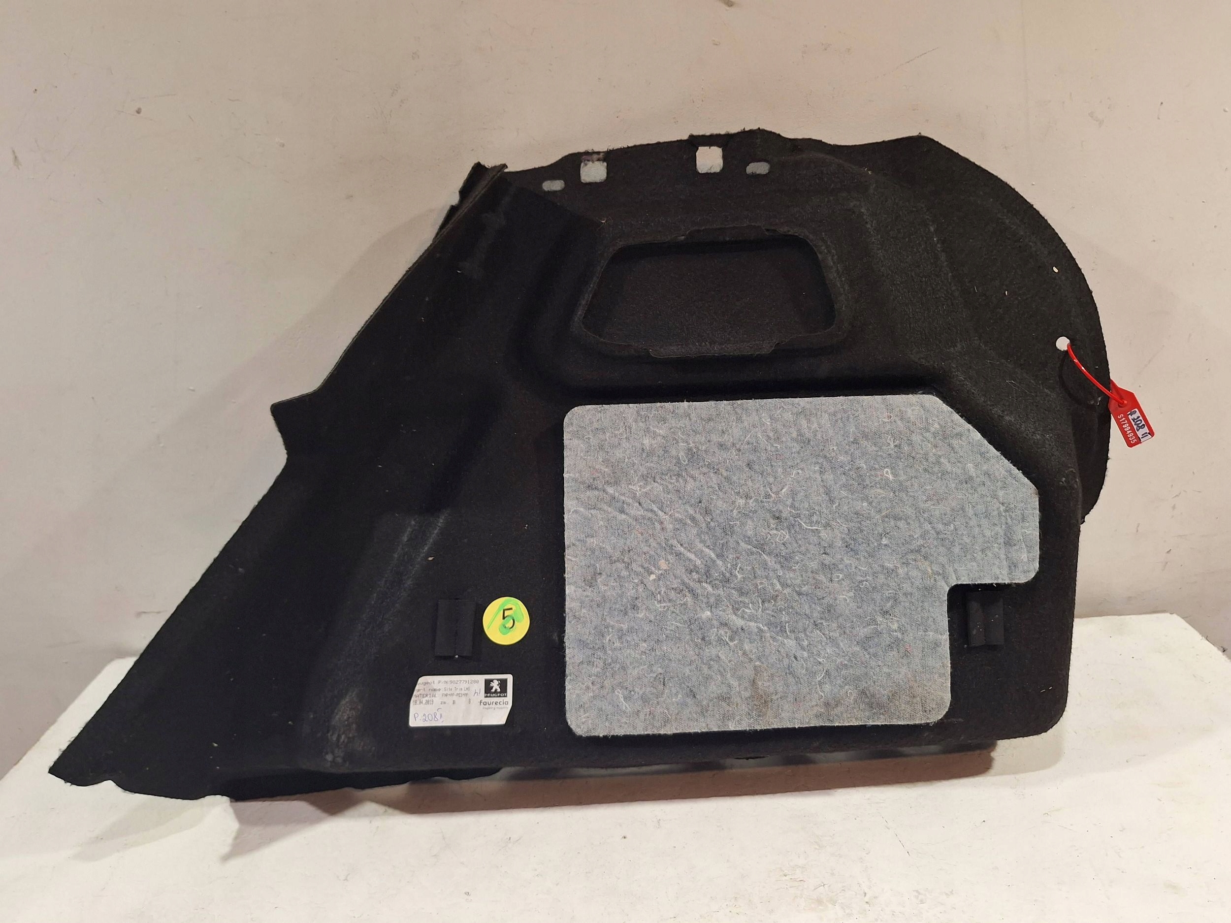boot upholstery left 9827791280 PEUGEOT 208 II