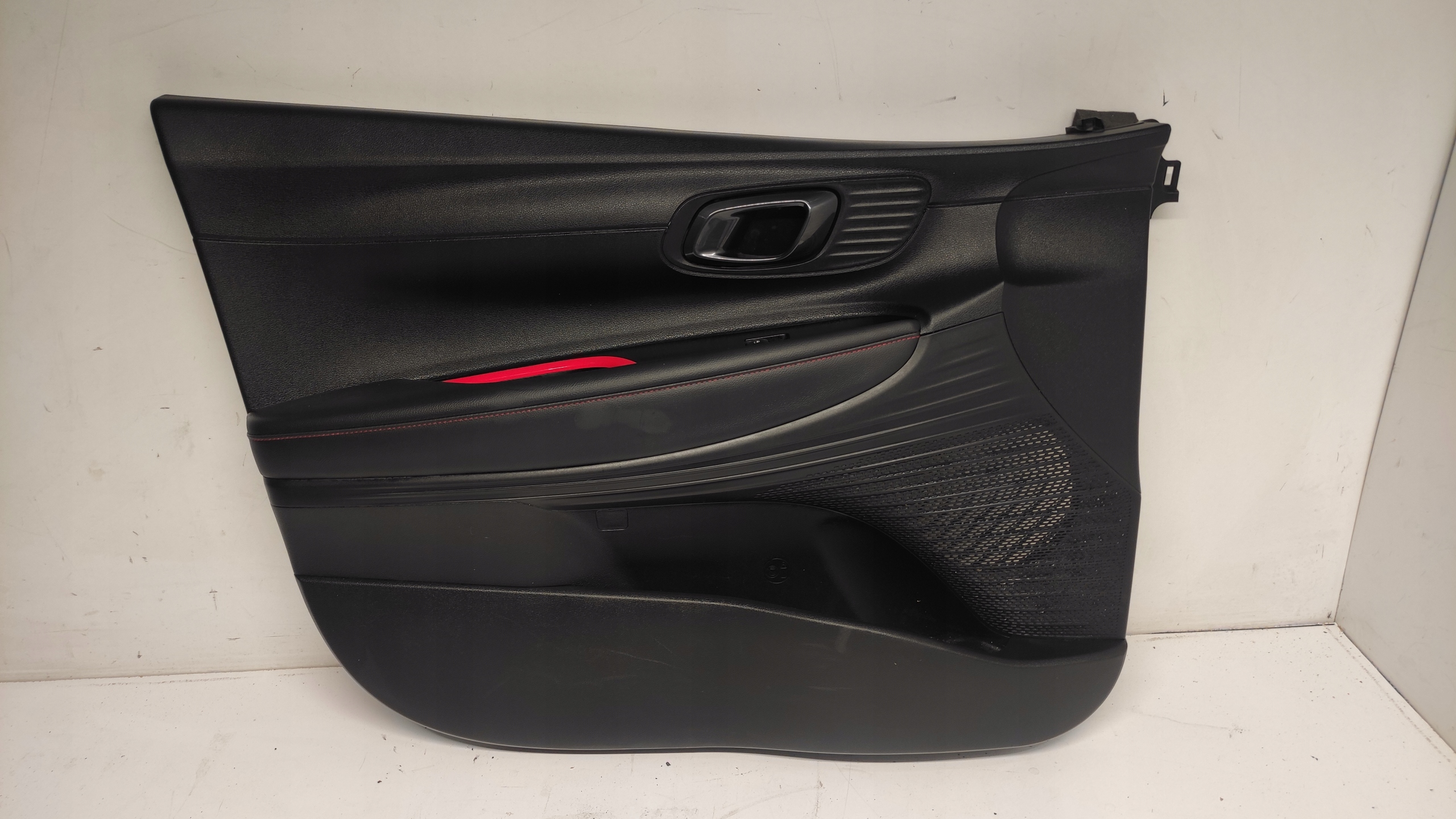 HYUNDAI I20 III side upholstery door left left front N-LINE LED leather 21