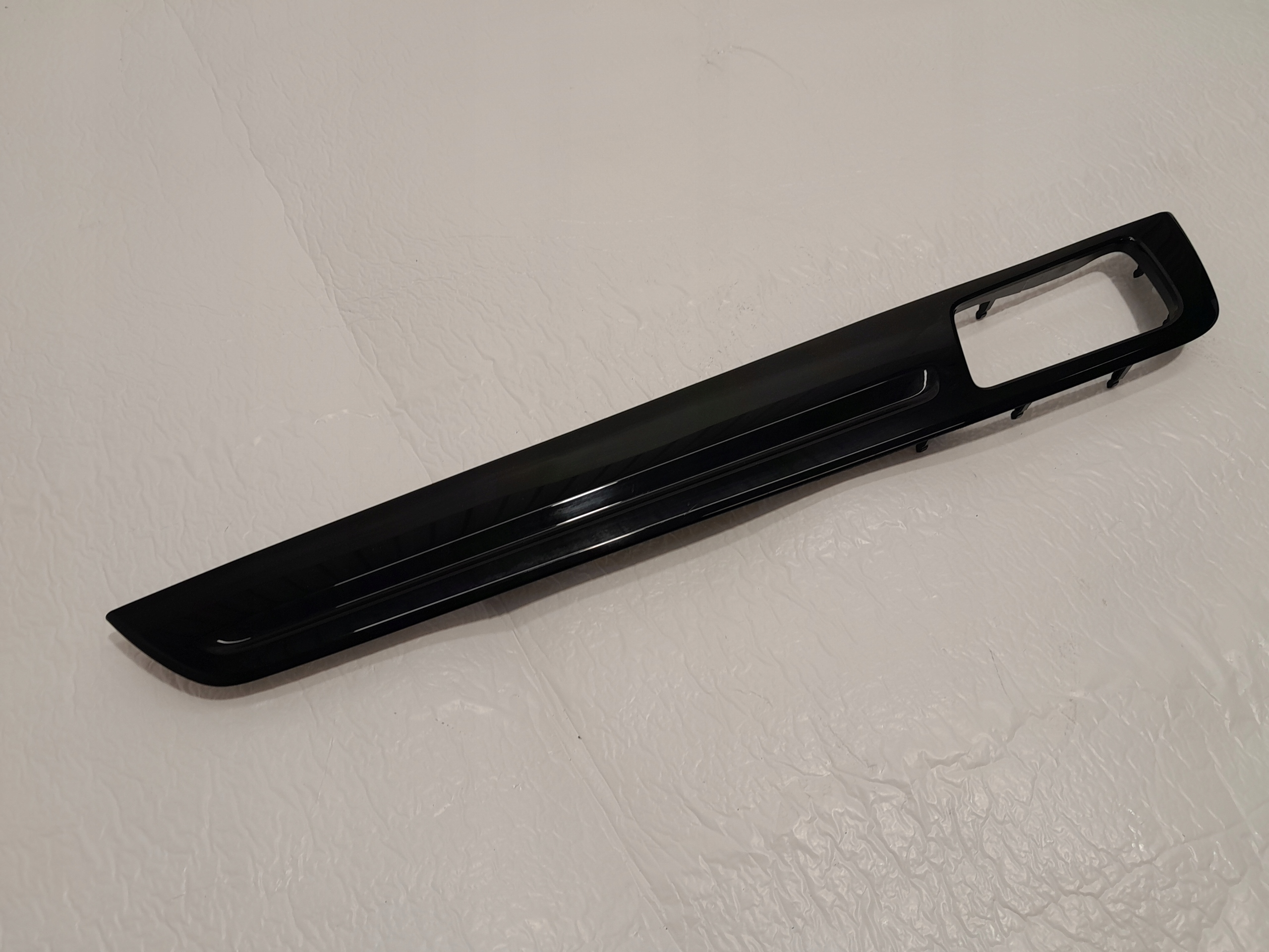 PORSCHE CAYENNE 9Y moulding DEKOR door left 9Y0867101