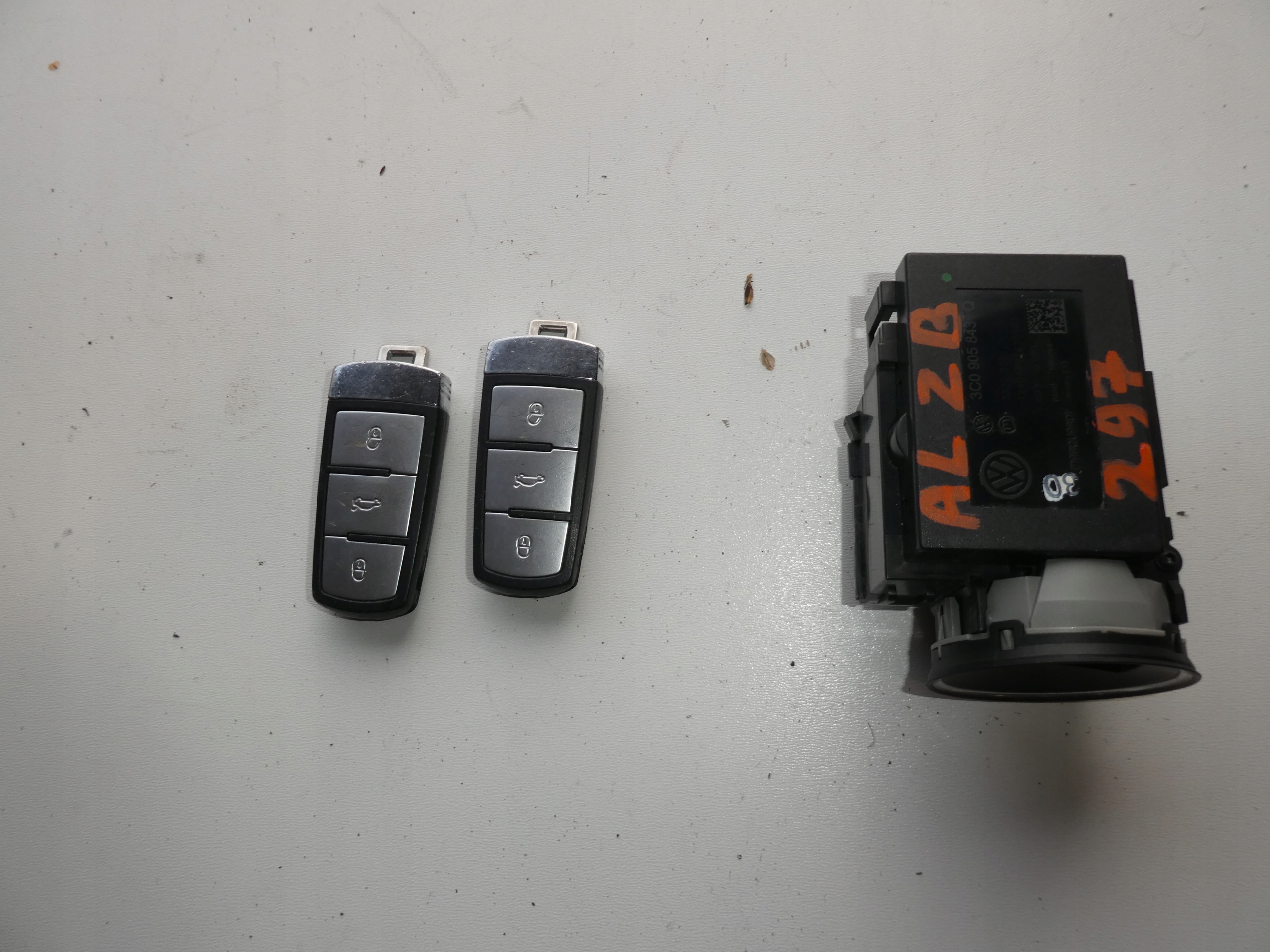 VW PASSAT B6 ignition Z KLUCZEM 3C0906843Q