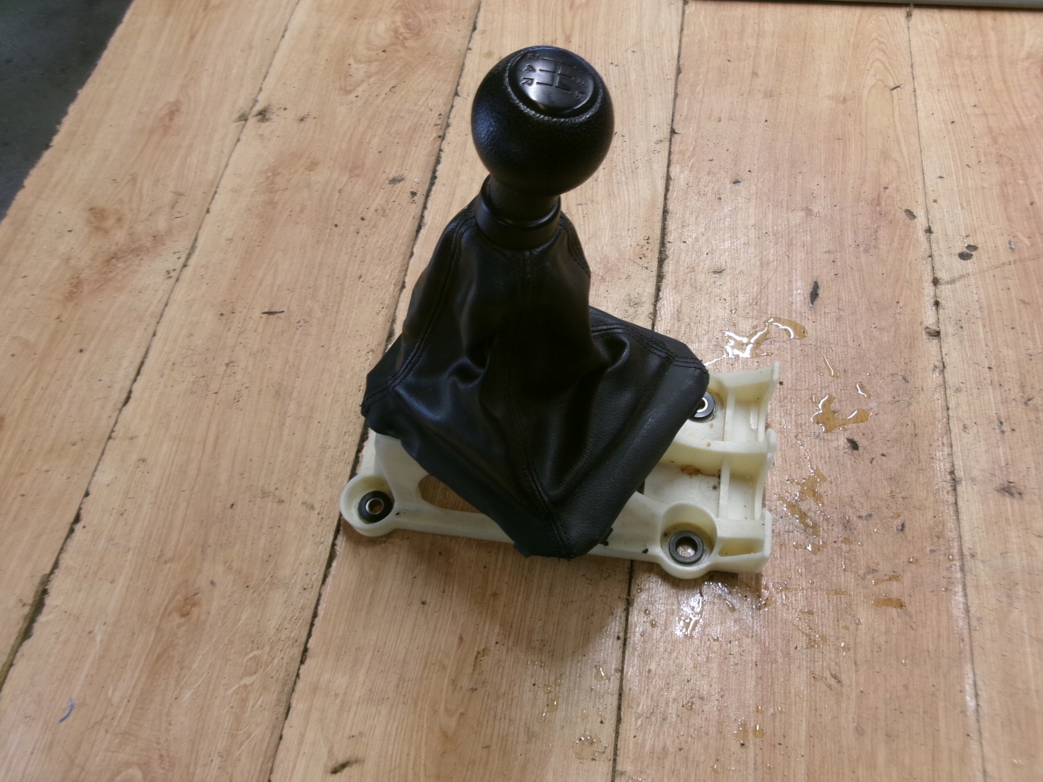 SUZUKI SWIFT MK7 LEWAREK ZMIANY BIEGÓW