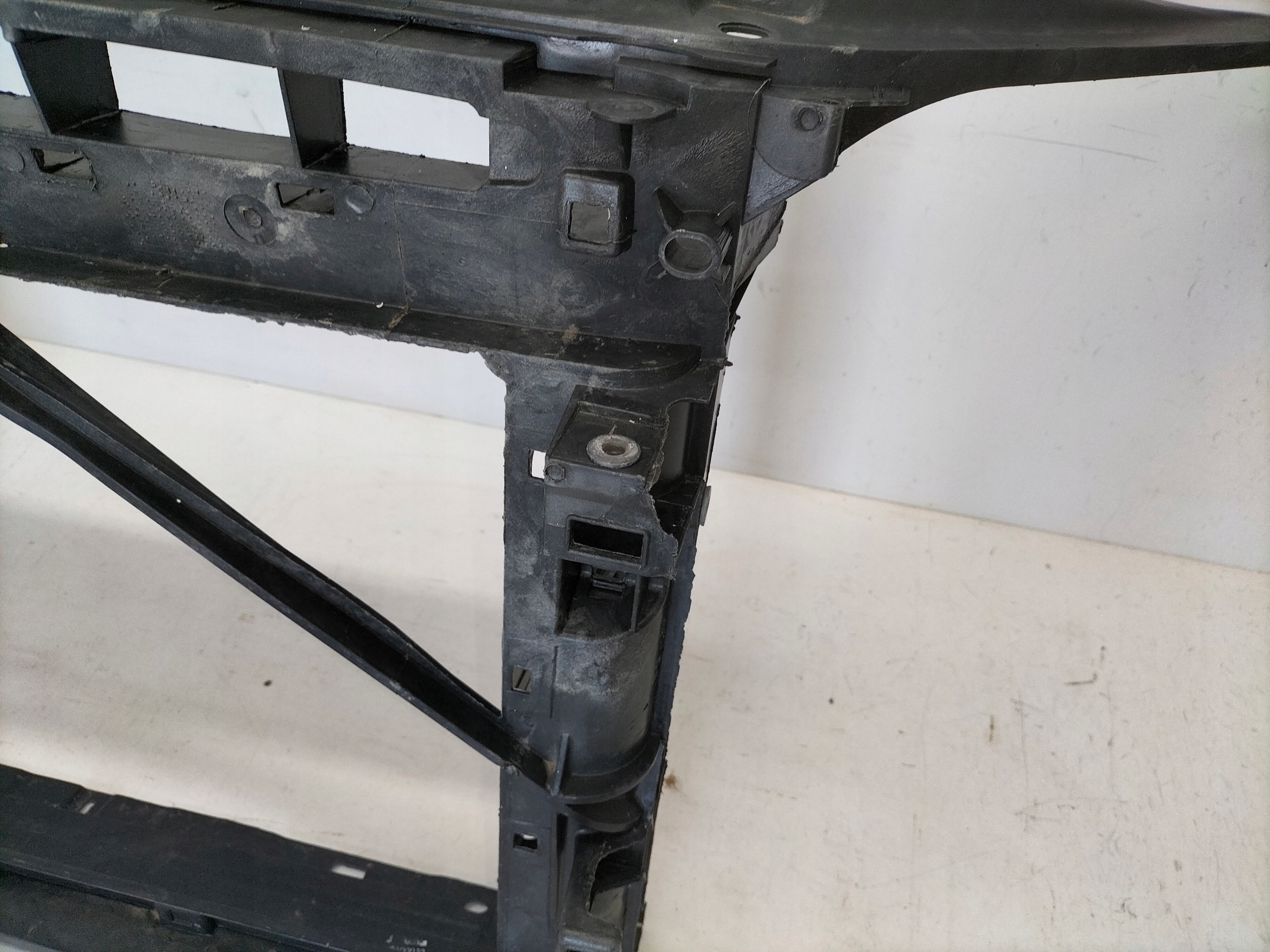 support panel for radiators pillar front SKODA OCTAVIA III 13- 1.2 , 1.4TSI , 1.6TDI