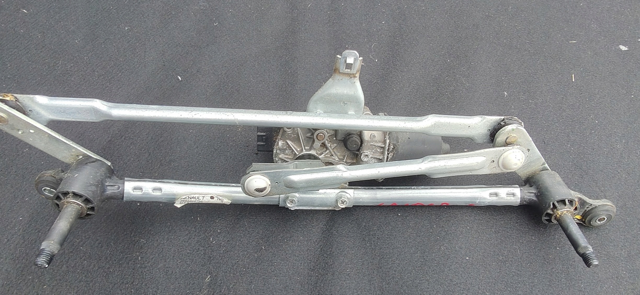 wiper mechanism front DACIA SANDERO III
