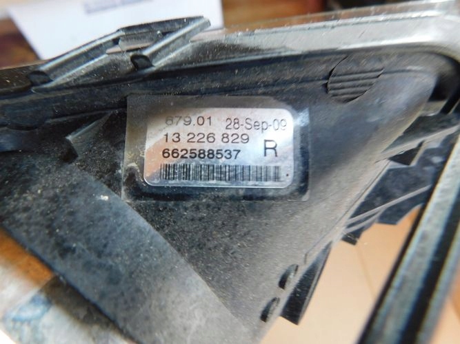 OPEL INSIGNIA 08-13 NEBELSCHEINWERFER RECHTS