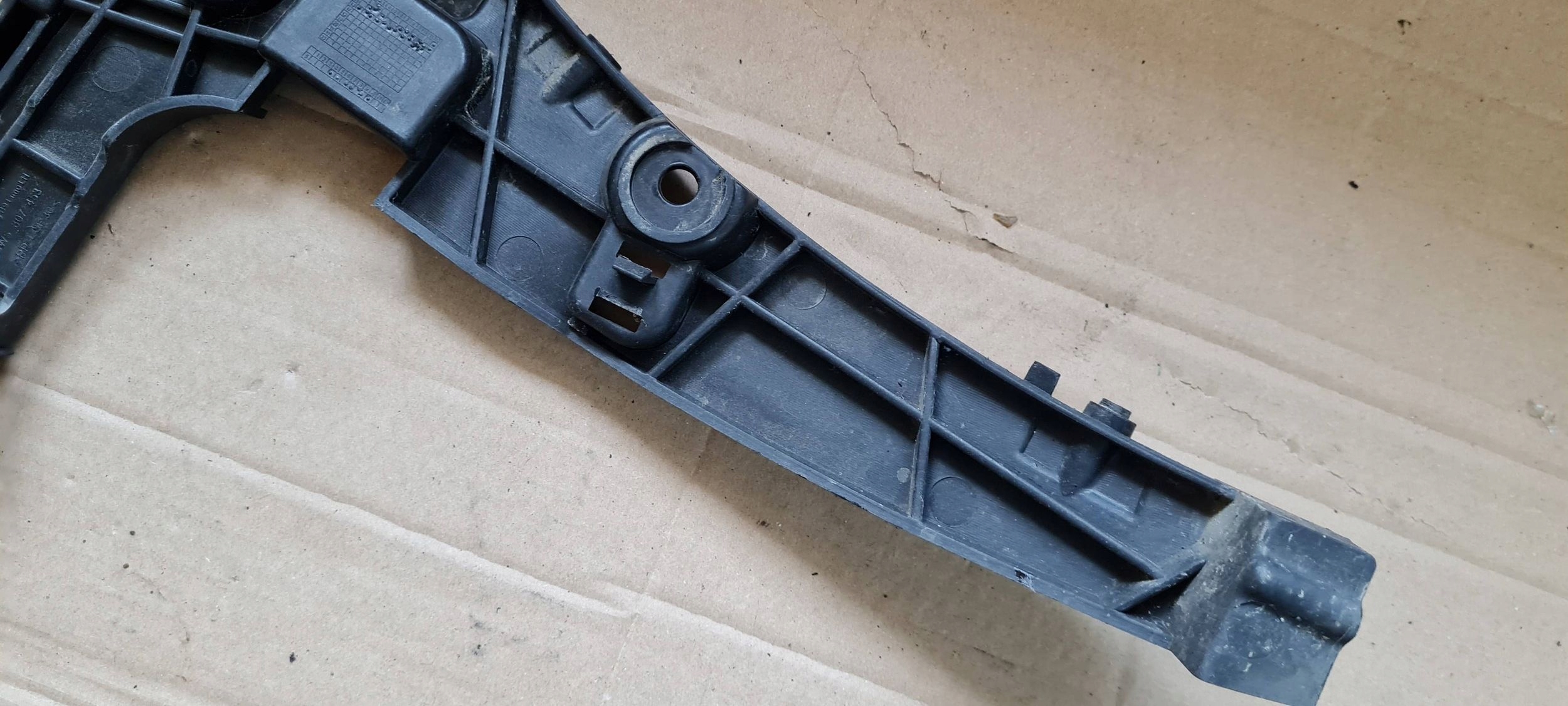 S4 B9 A4 8W bumper bracket left rear part sedan 8W5807453