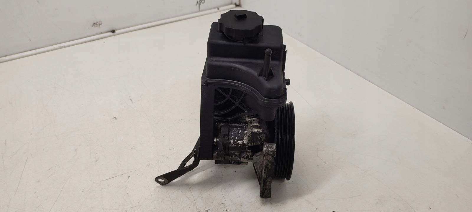 Pompe direction assistée Mercedes Sprinter 906 2,2 CDI