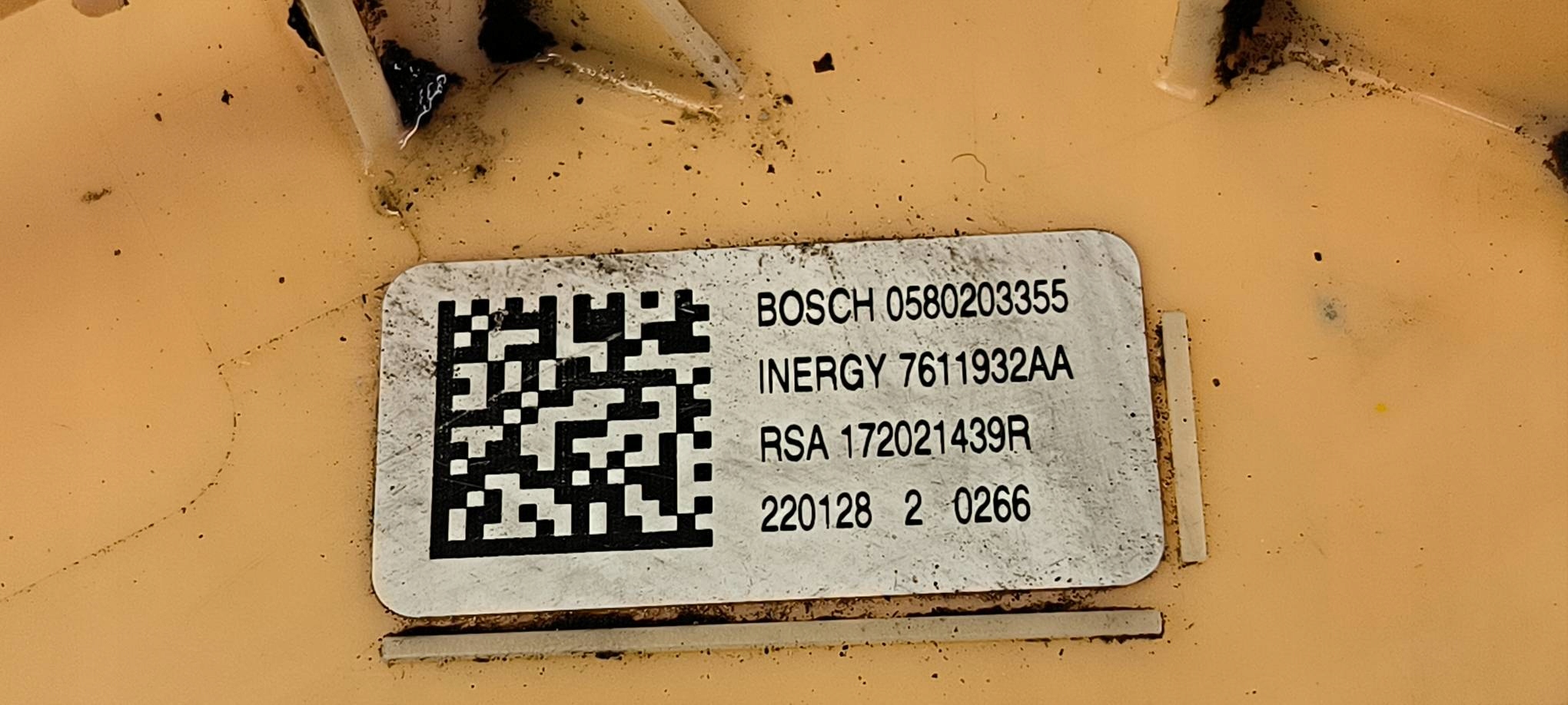 pump fuel 0580203355 RENAULT TRAFIC III